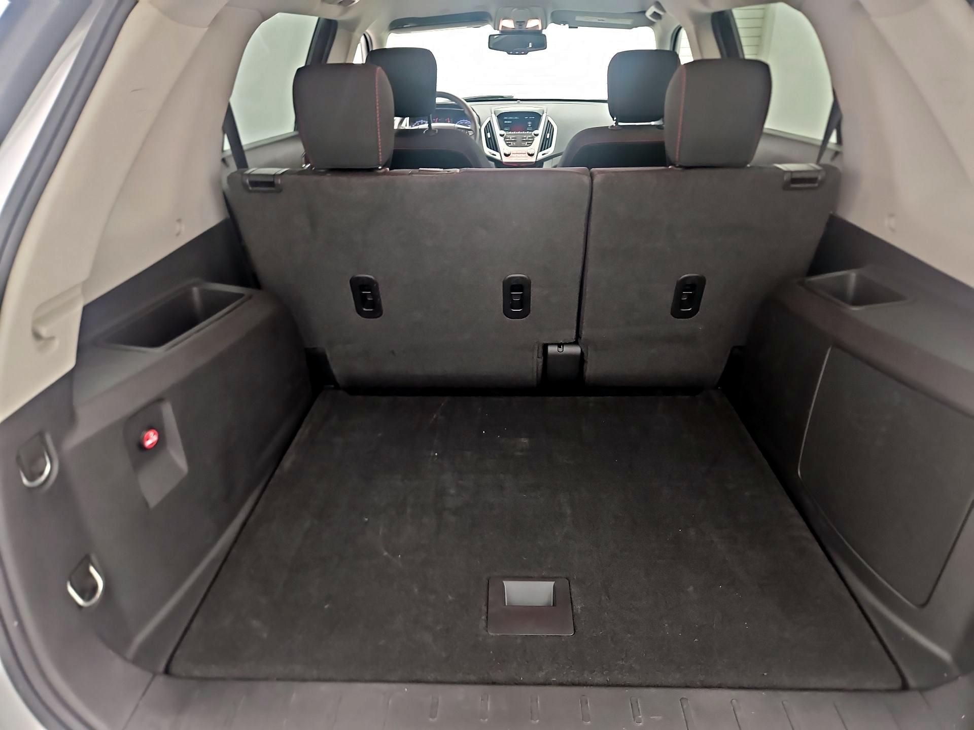 Thumbnail: 2017 GMC Terrain - 18