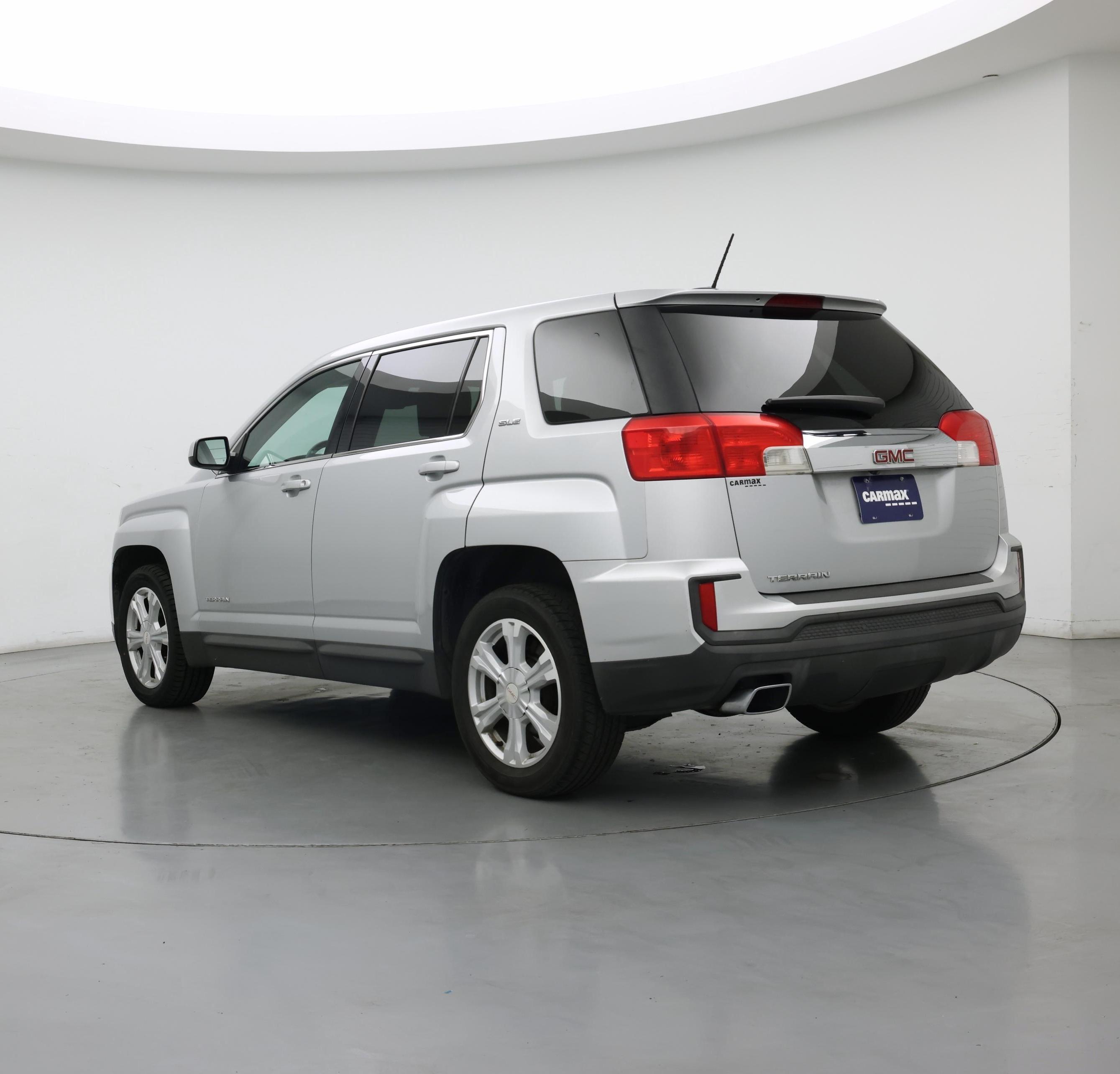 Thumbnail: 2017 GMC Terrain - 2