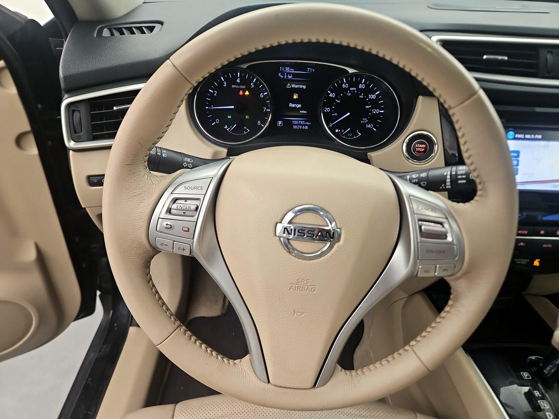 Thumbnail: 2015 Nissan Rogue - 10