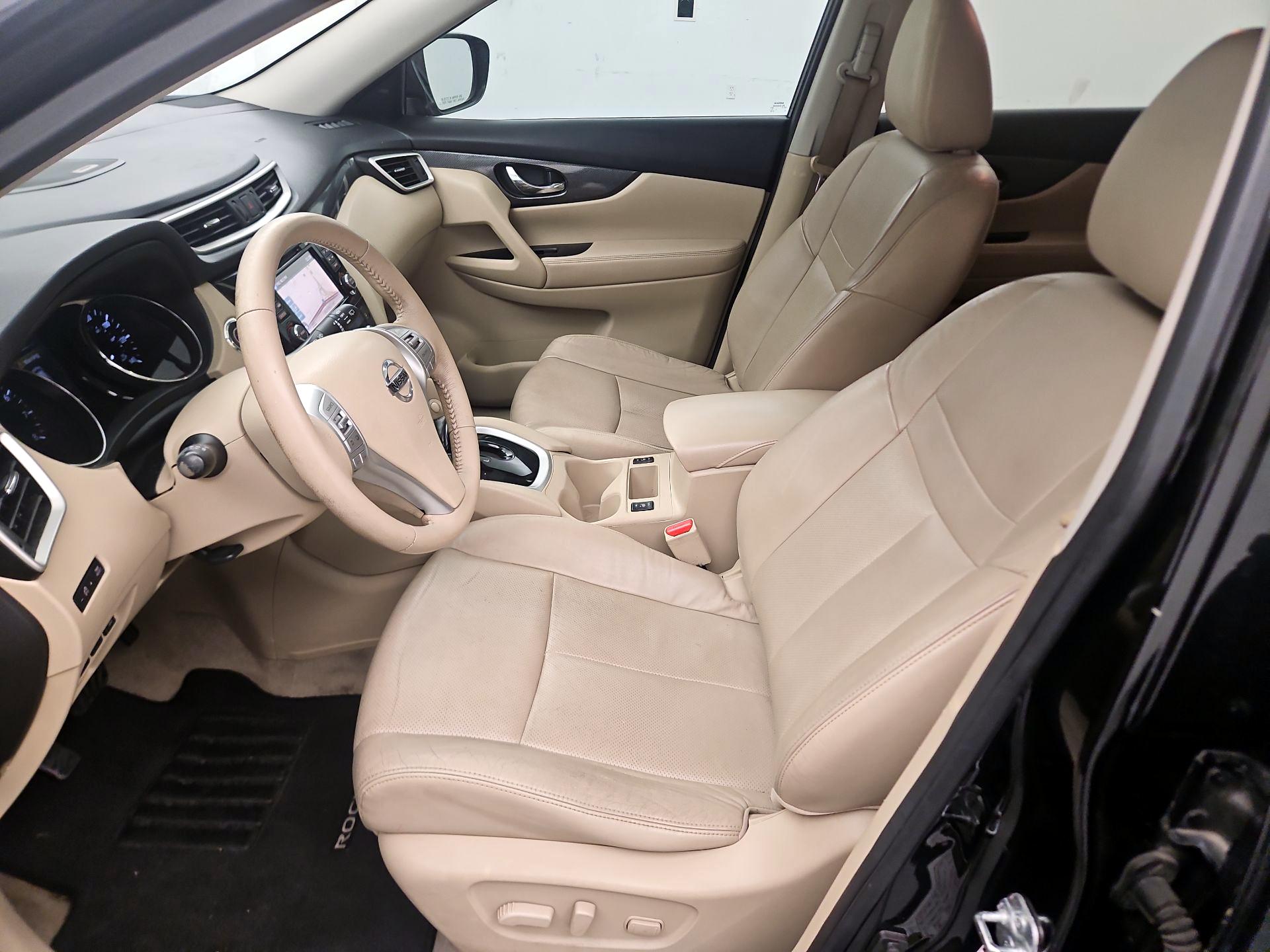 Thumbnail: 2015 Nissan Rogue - 11