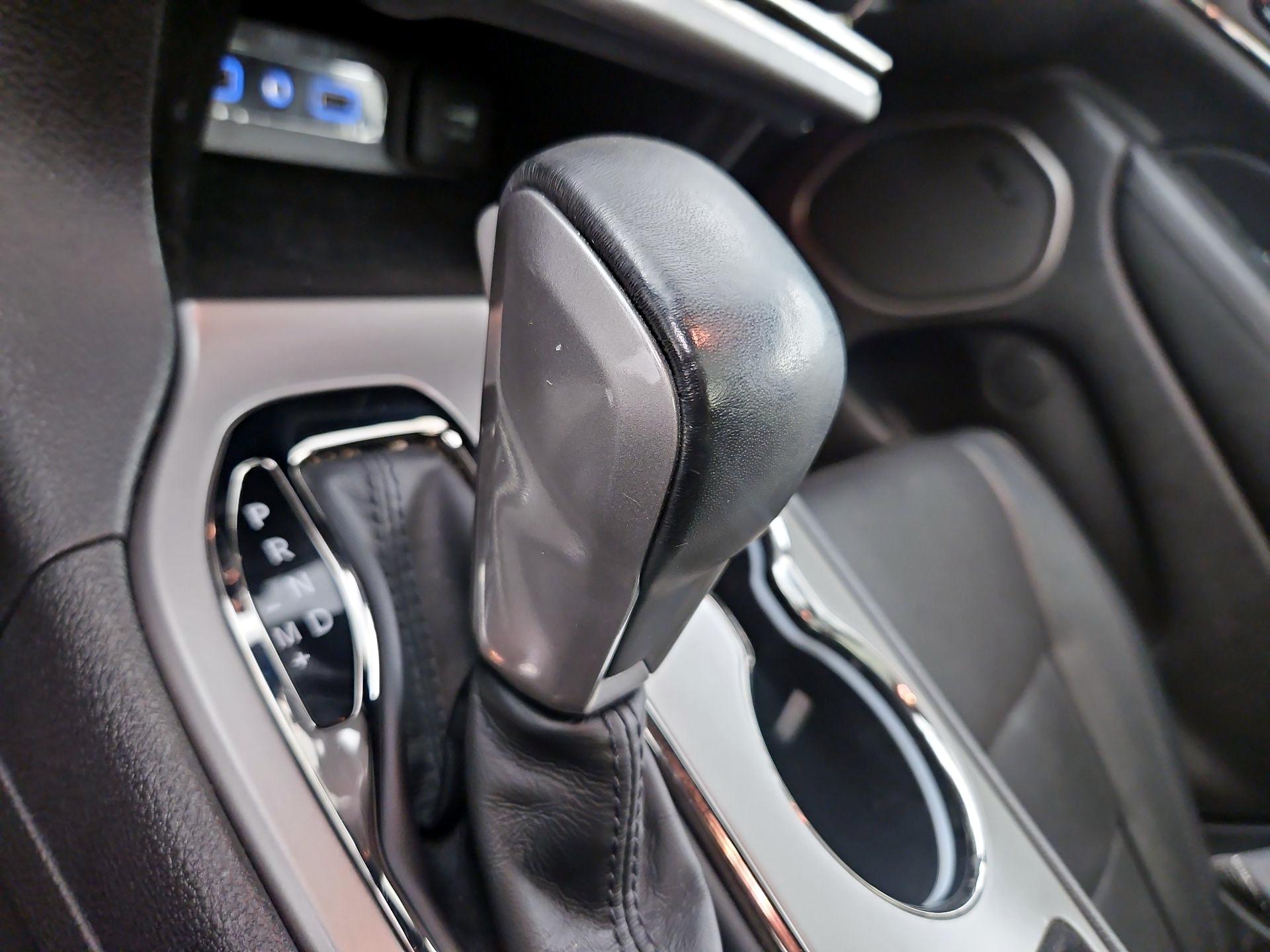 Thumbnail: 2021 Jeep Grand Cherokee - 16