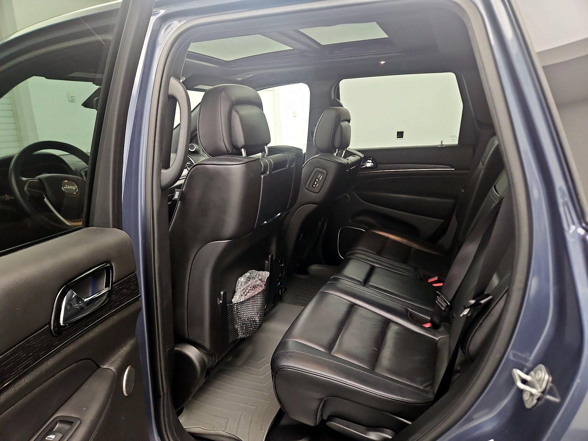 Thumbnail: 2021 Jeep Grand Cherokee - 18