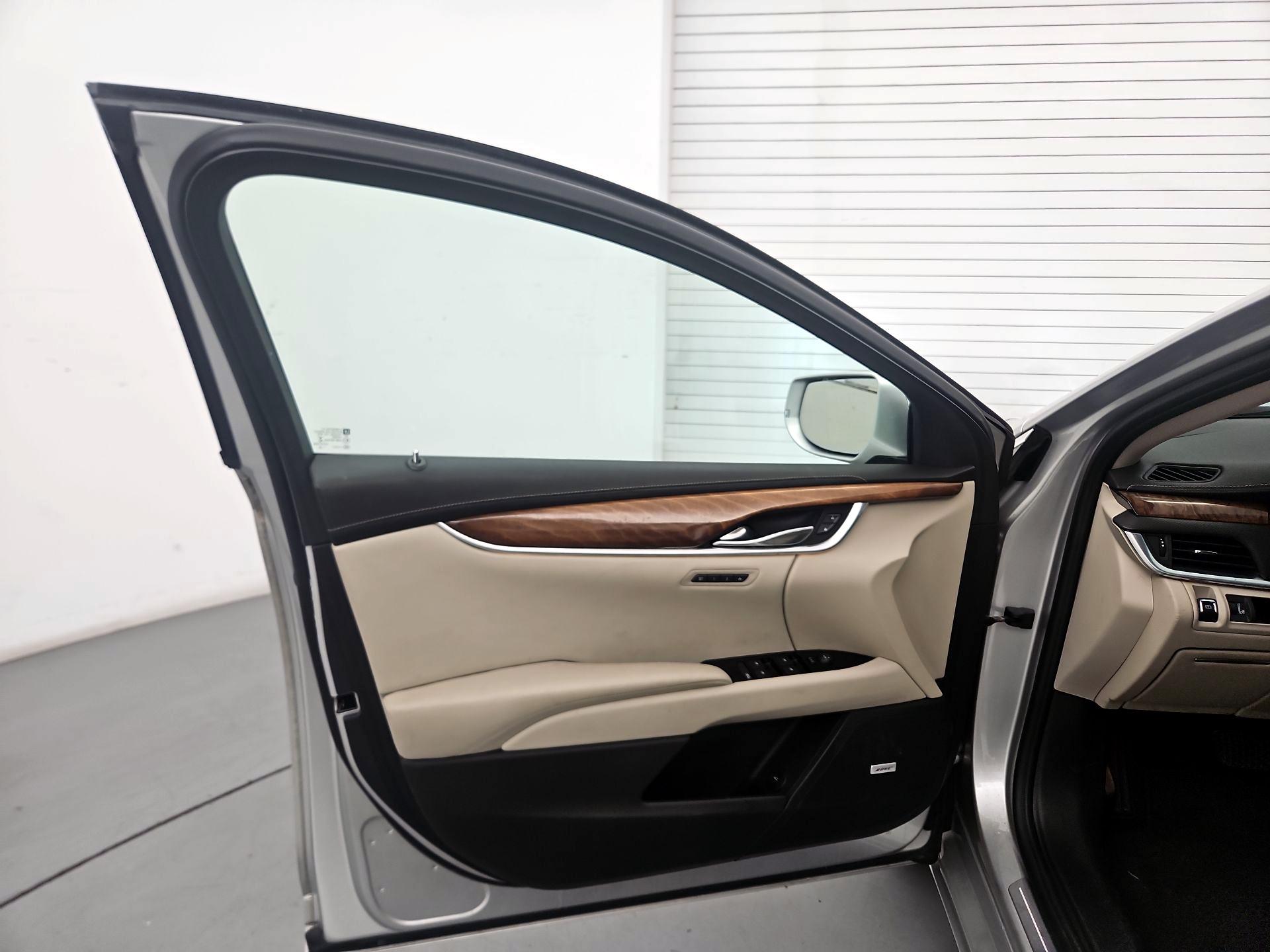 Thumbnail: 2019 Cadillac XTS - 12