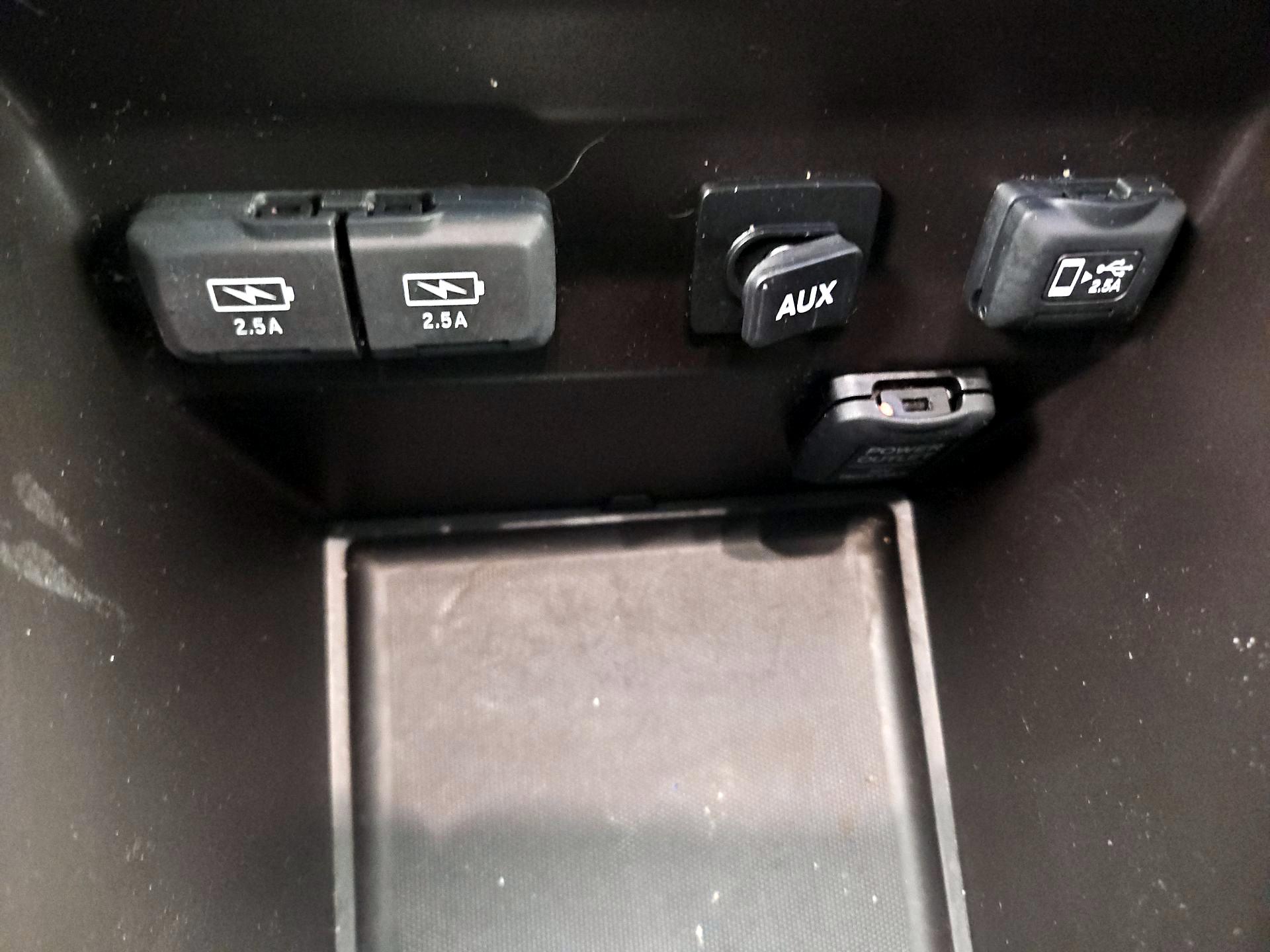 Thumbnail: 2020 Acura MDX - 18