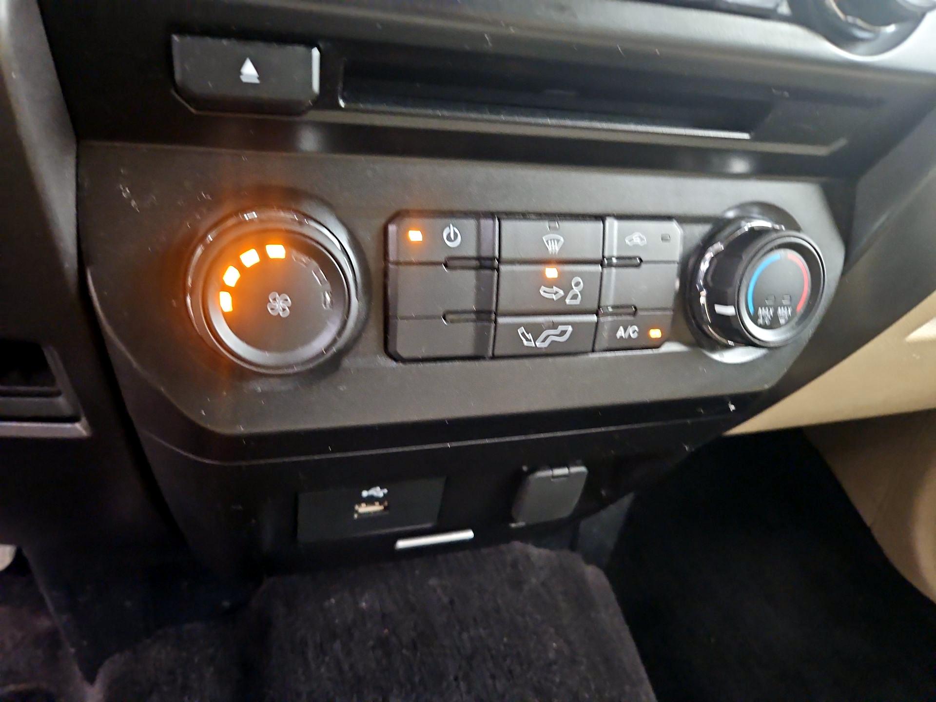 Thumbnail: 2016 Ford F-150 - 15