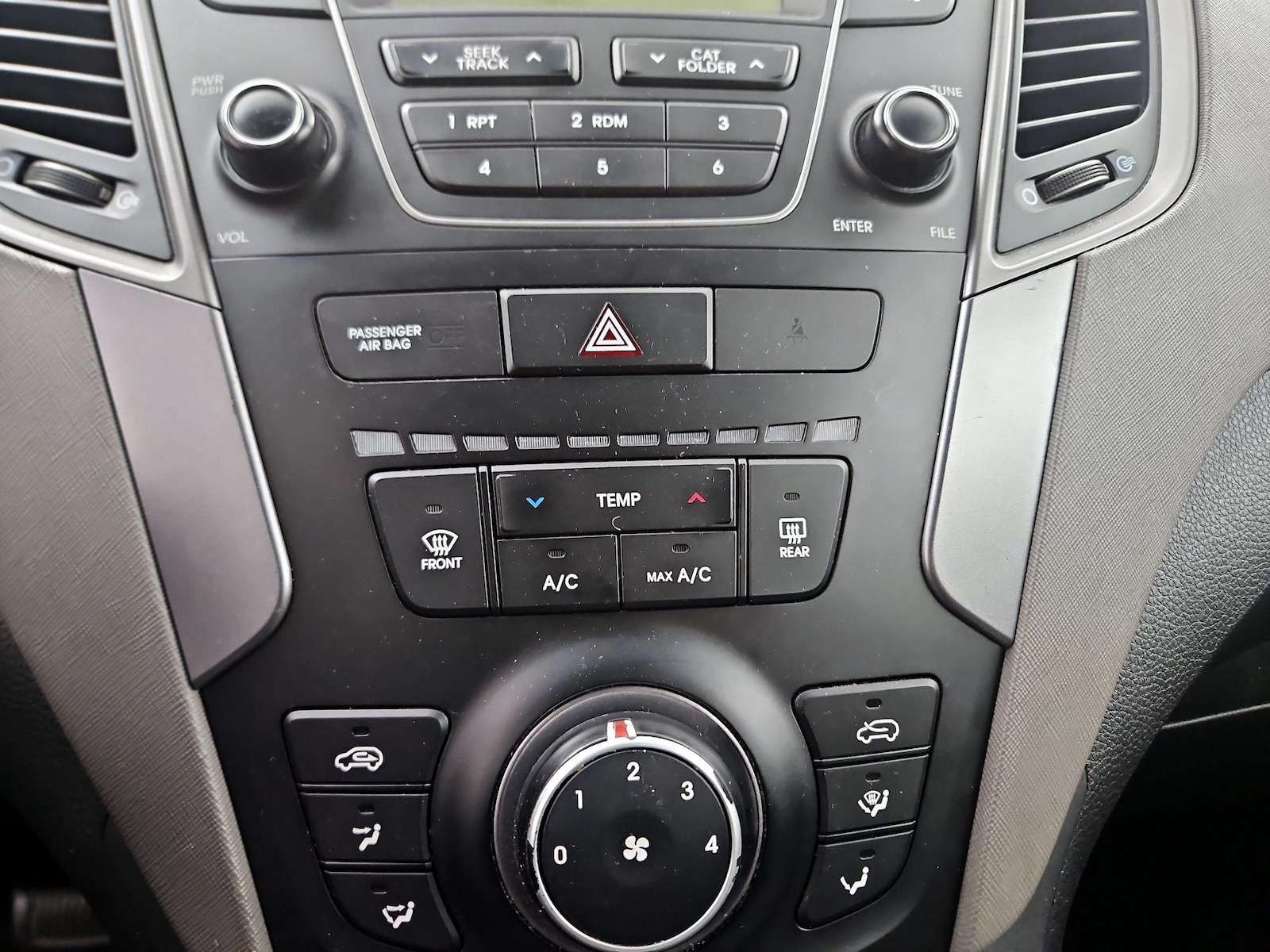 2016 Hyundai Santa Fe Sport - Photo 16