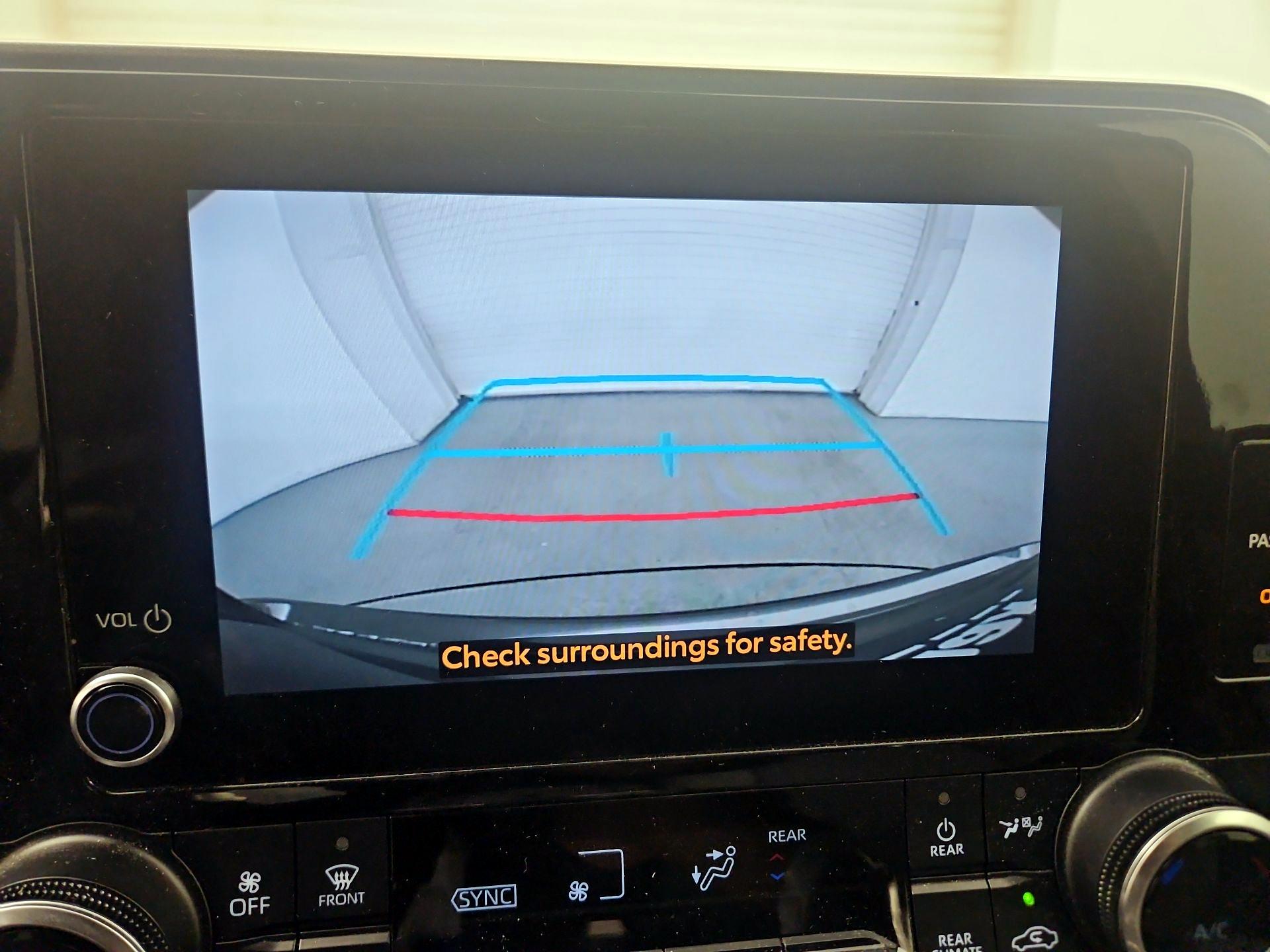 Thumbnail: 2023 Toyota Highlander - 14