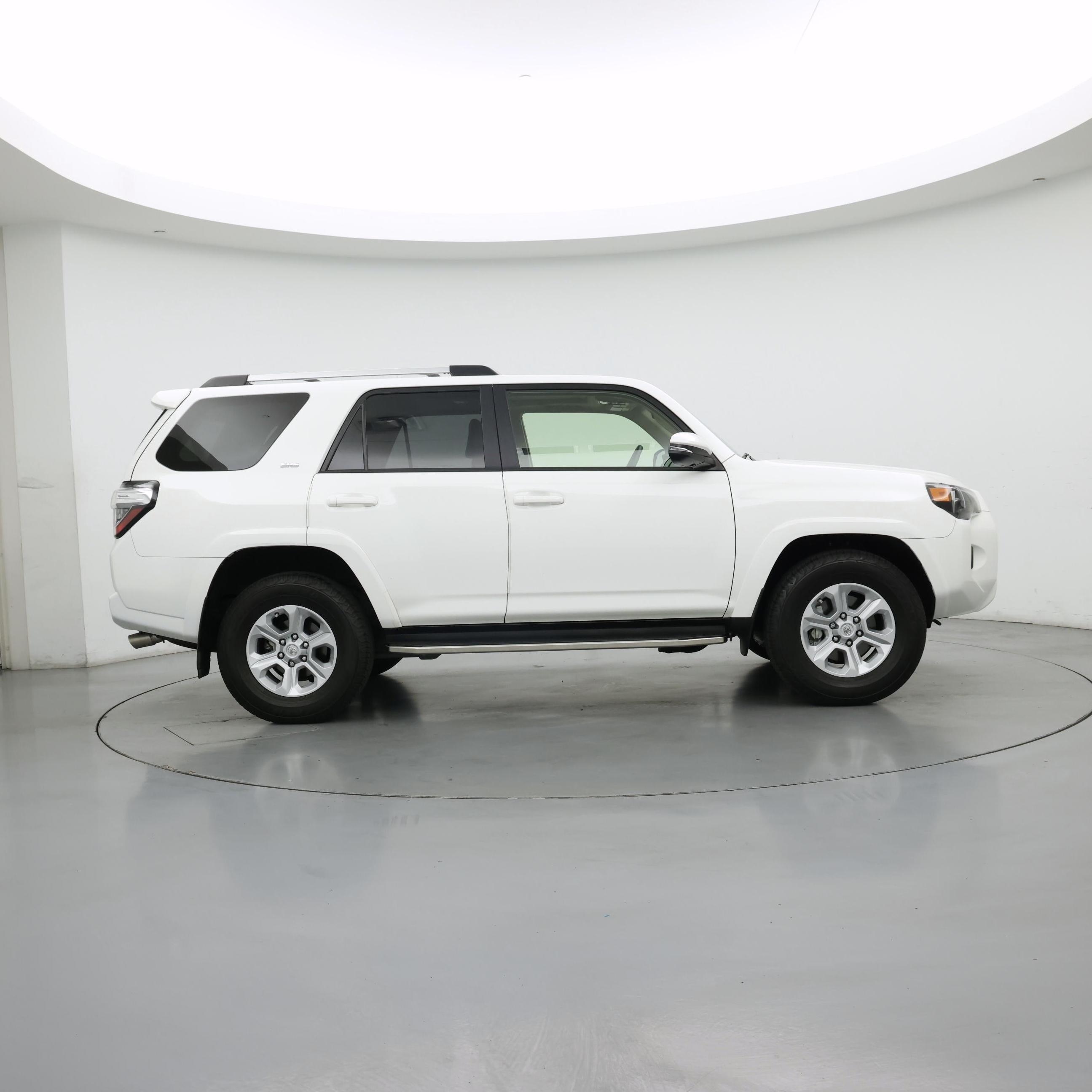 Thumbnail: 2021 Toyota 4Runner - 7