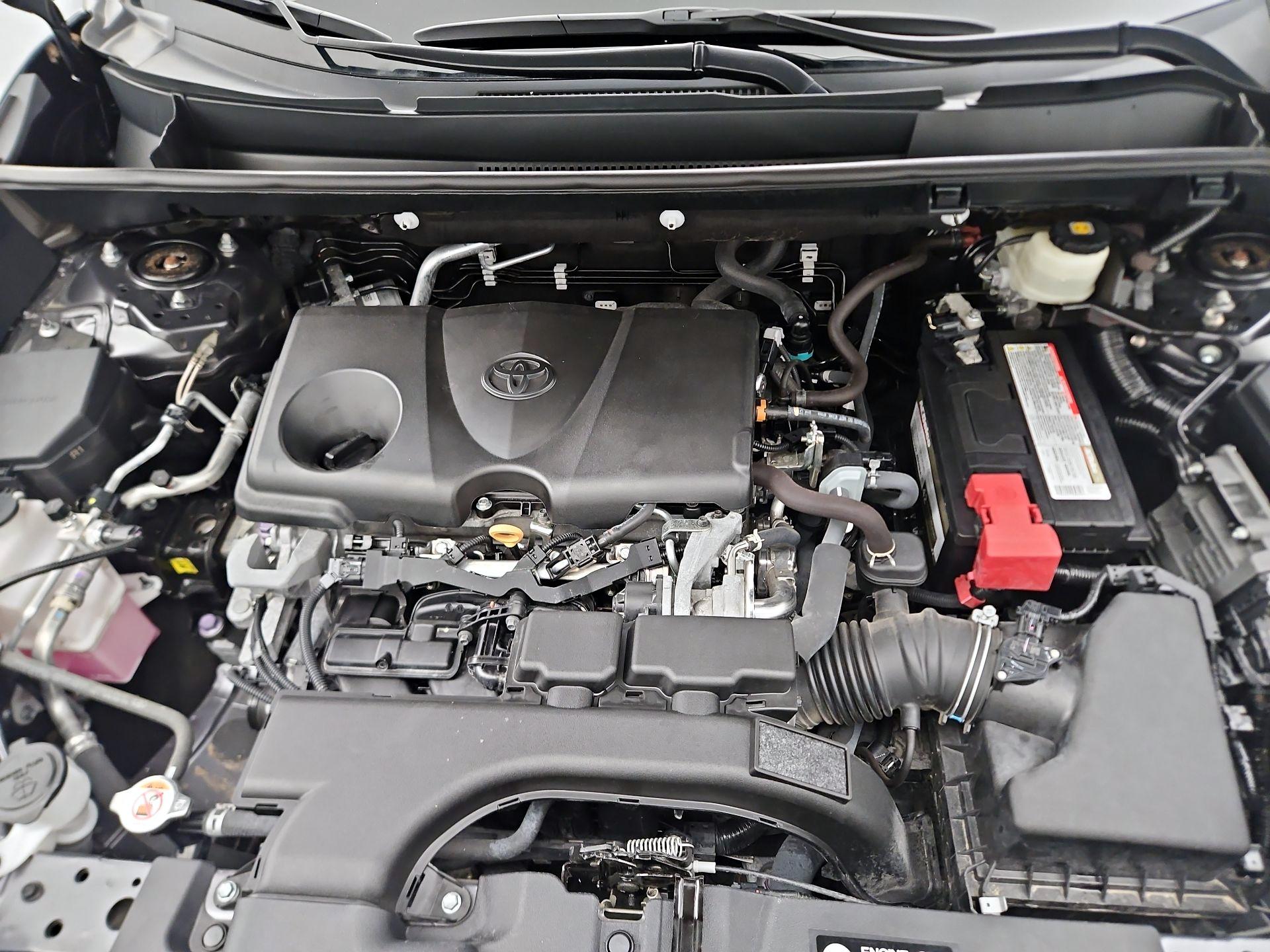 Thumbnail: 2021 Toyota RAV4 - 20