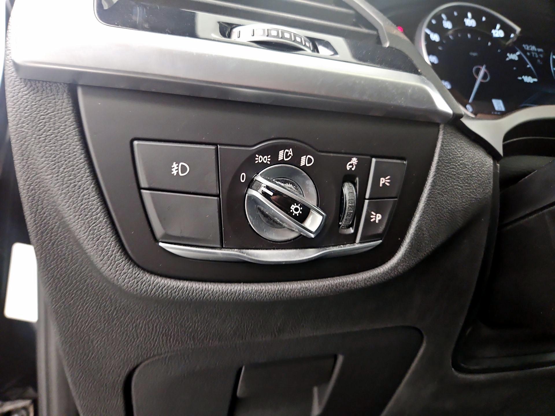 Thumbnail: 2019 BMW X3 - 13