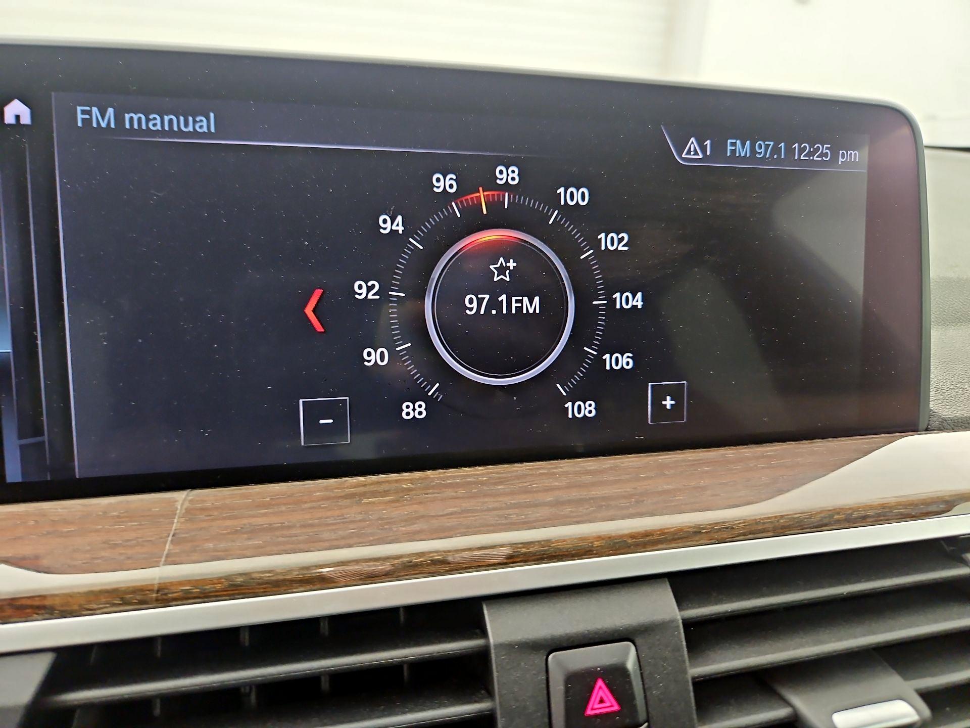 Thumbnail: 2019 BMW X3 - 15