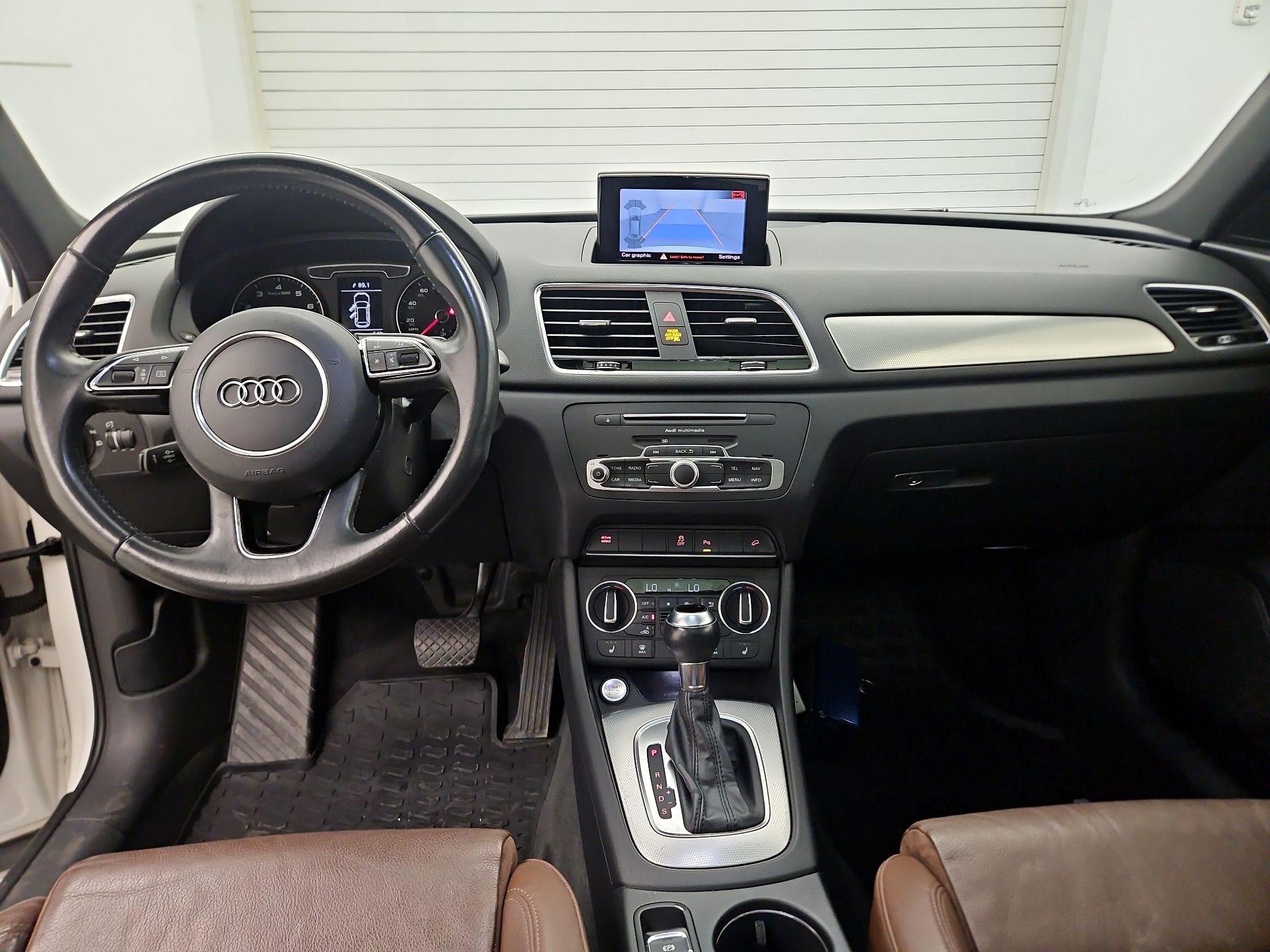 Thumbnail: 2018 Audi Q3 - 9