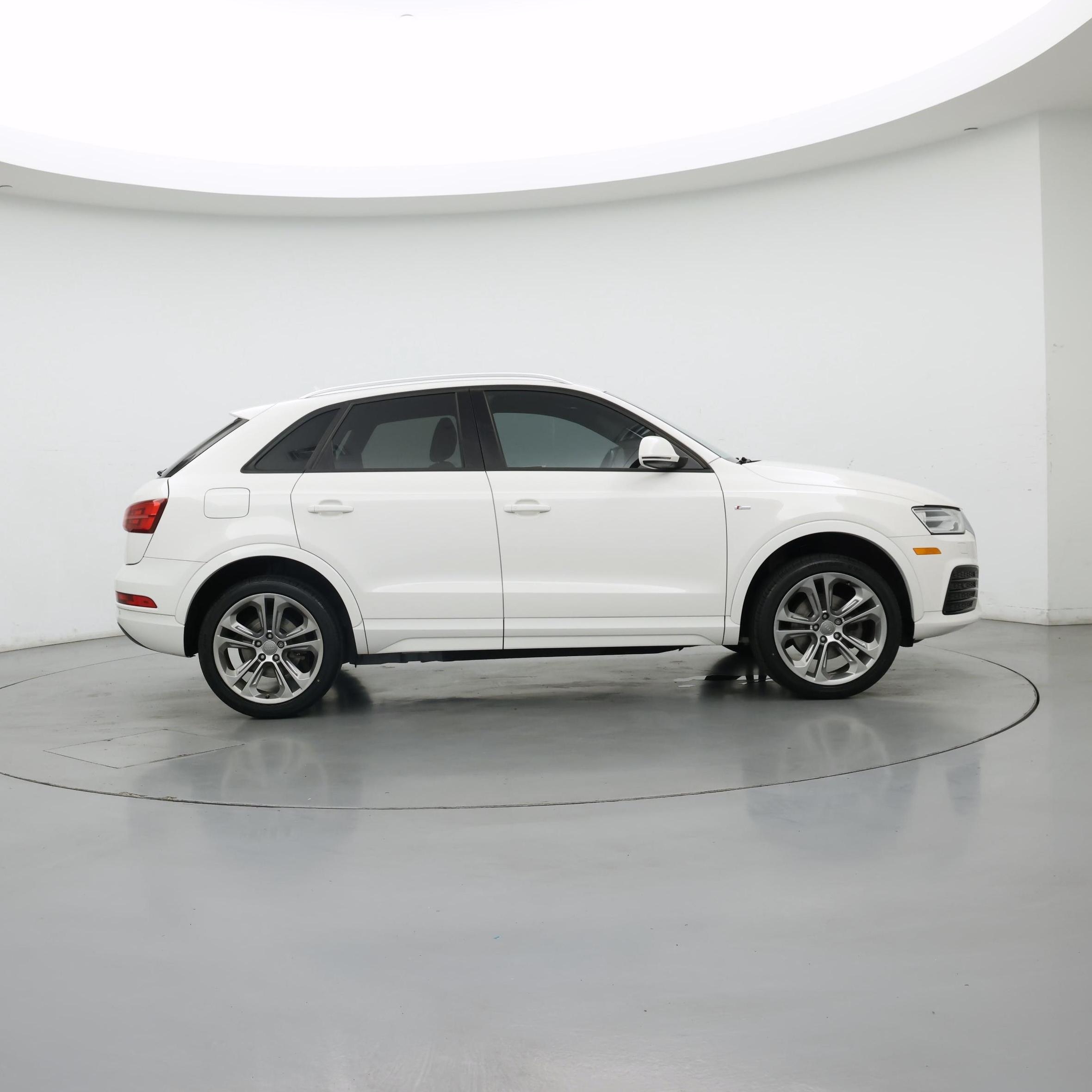 Thumbnail: 2018 Audi Q3 - 7