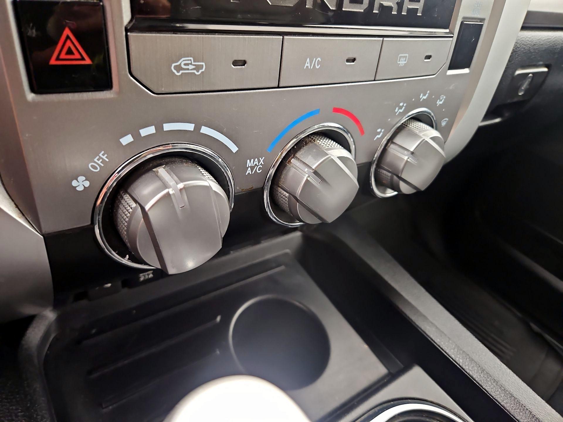 Thumbnail: 2021 Toyota Tundra - 15