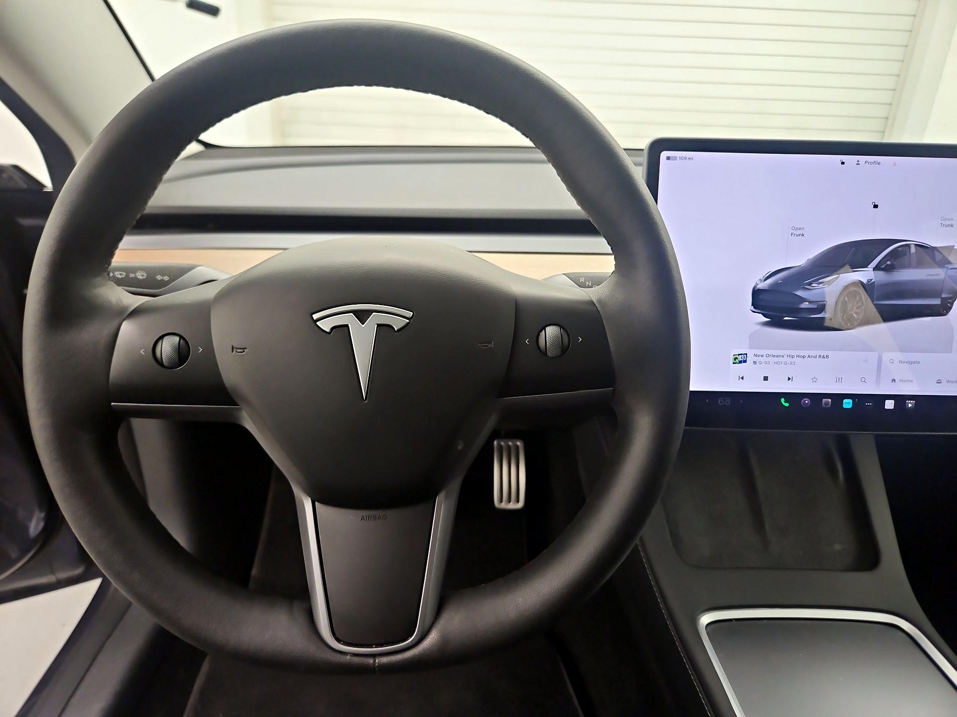 Thumbnail: 2023 Tesla Model 3 - 10