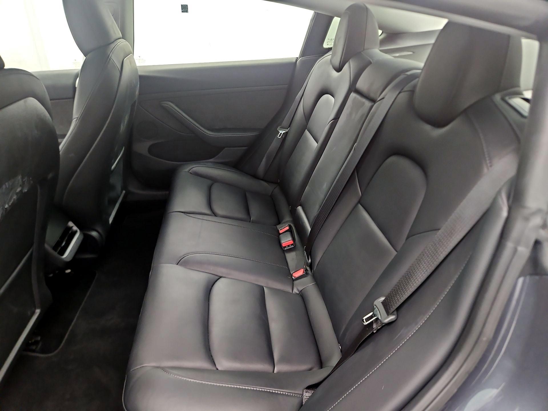 Thumbnail: 2023 Tesla Model 3 - 18