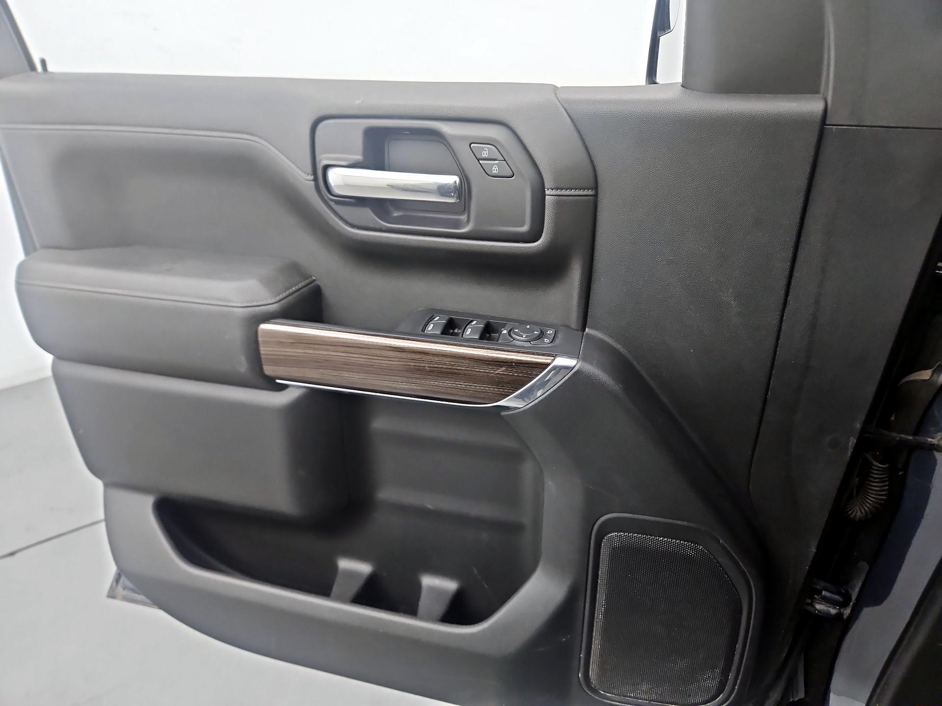 Thumbnail: 2021 Chevrolet Silverado 1500 - 12