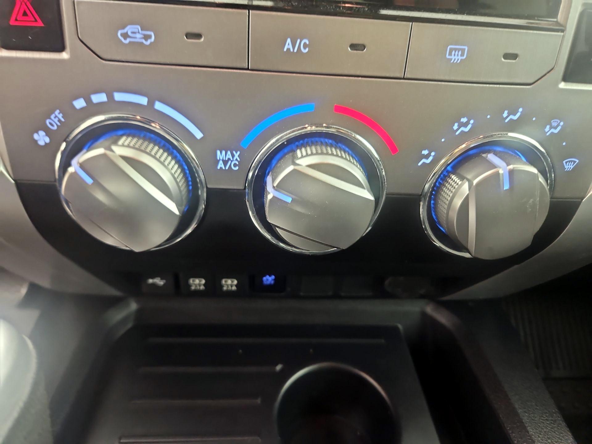 Thumbnail: 2021 Toyota Tundra - 14