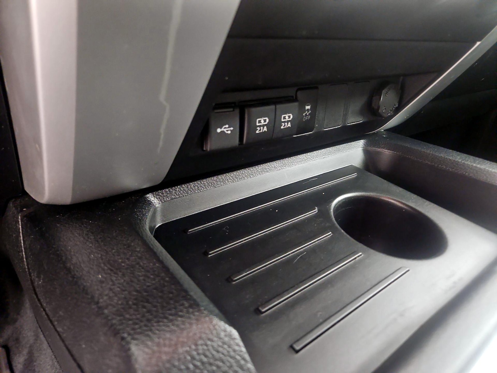 2021 Toyota Tundra SR5 - Photo 17