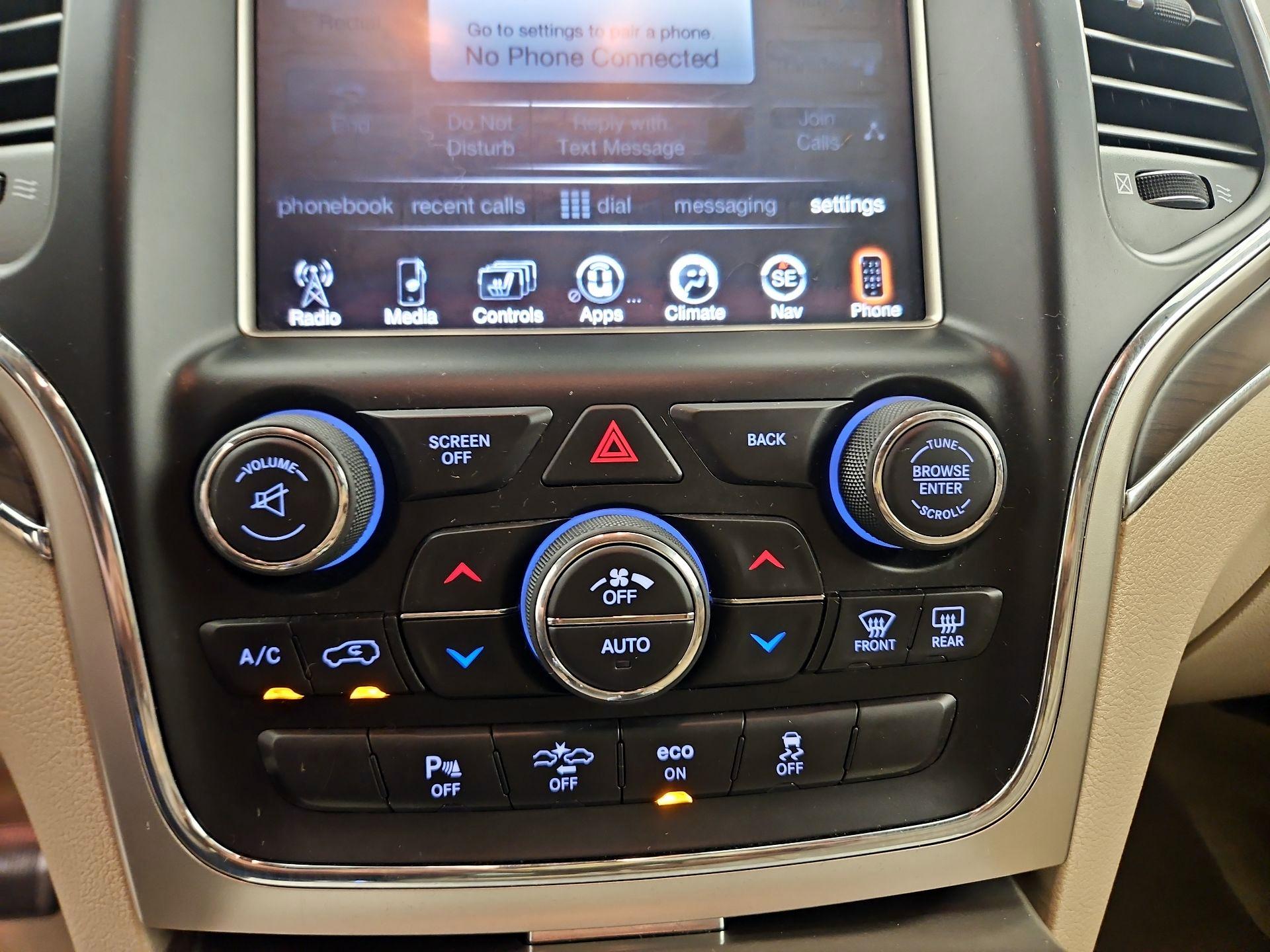 Thumbnail: 2014 Jeep Grand Cherokee - 16
