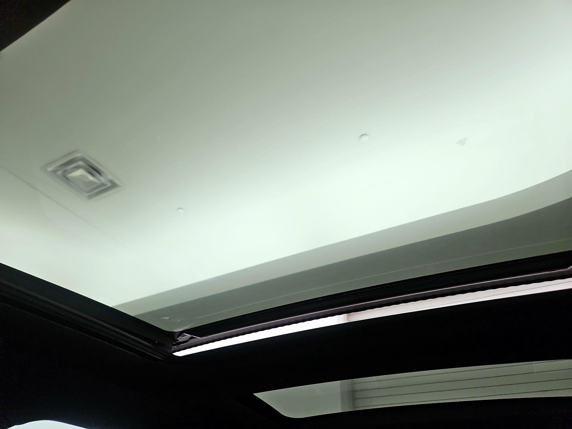 Thumbnail: 2024 Mercedes-Benz C-Class - 20