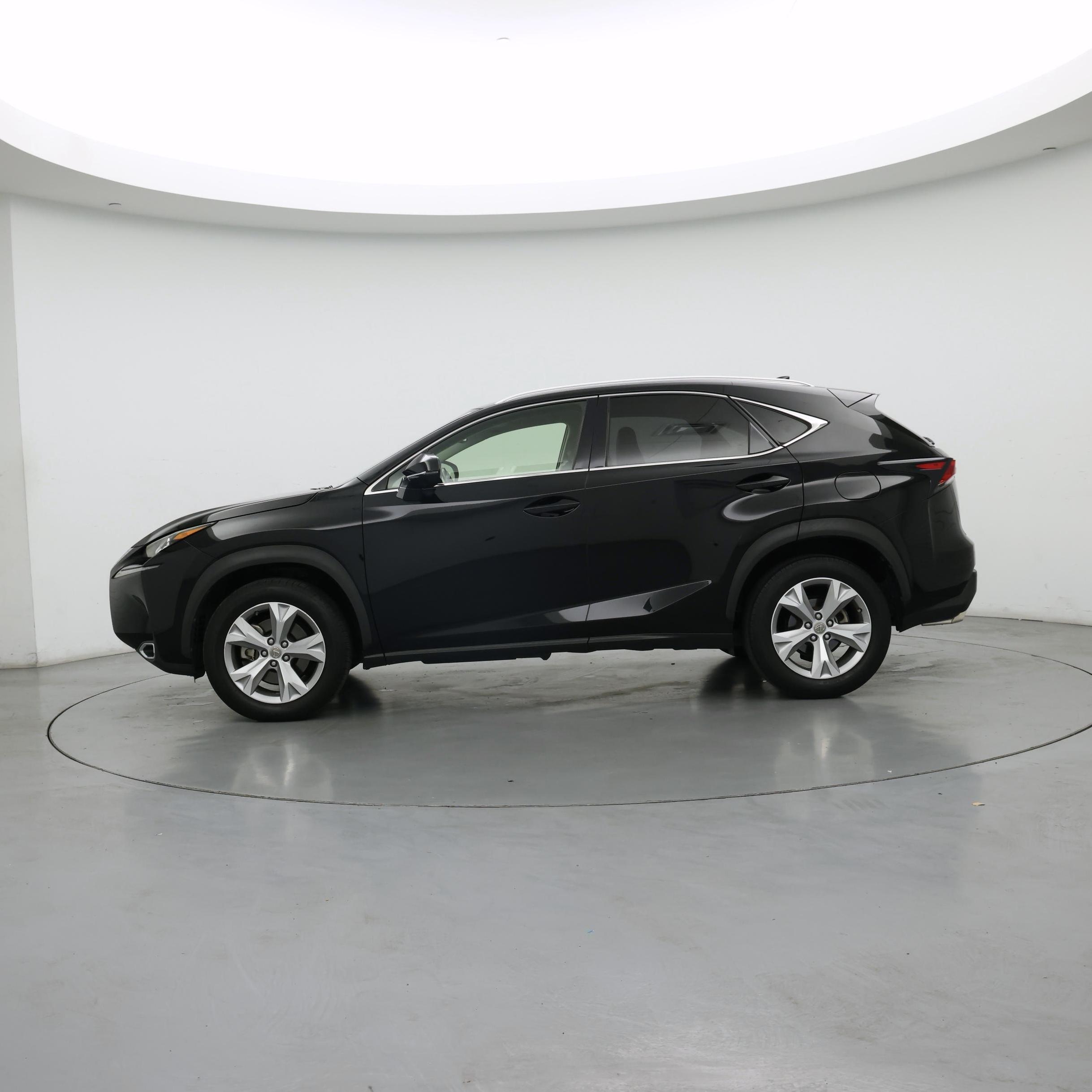 Thumbnail: 2017 Lexus NX - 3