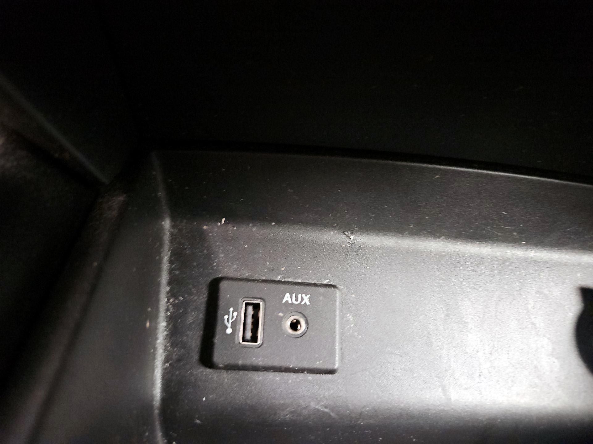 Thumbnail: 2018 Nissan Altima - 18