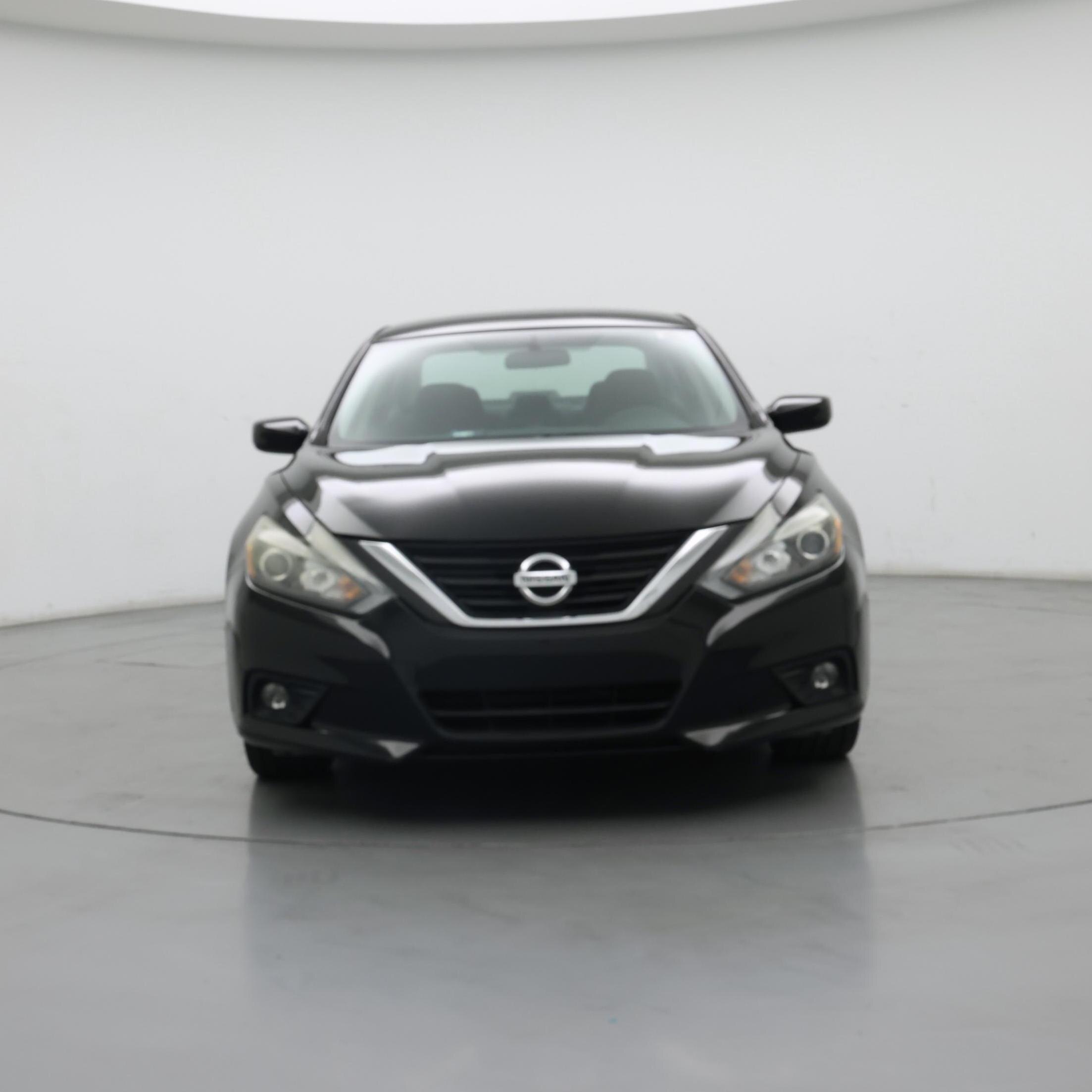 Thumbnail: 2018 Nissan Altima - 5