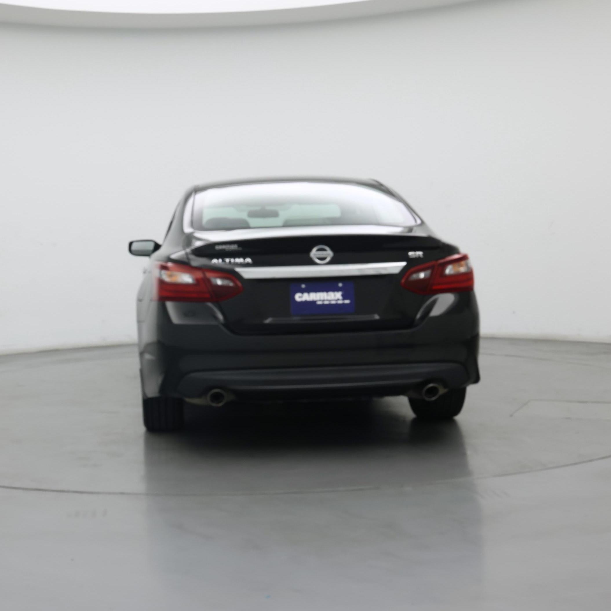 Thumbnail: 2018 Nissan Altima - 6