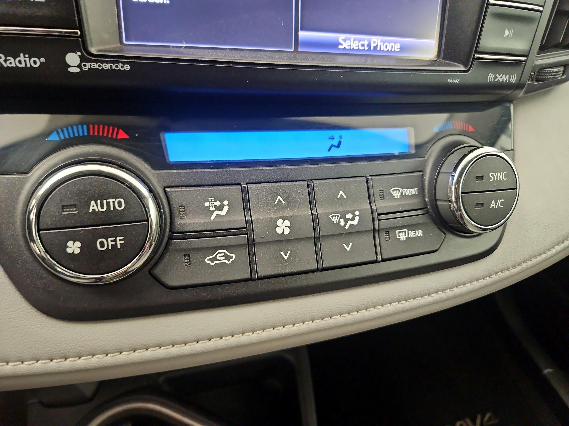 Thumbnail: 2016 Toyota RAV4 - 16