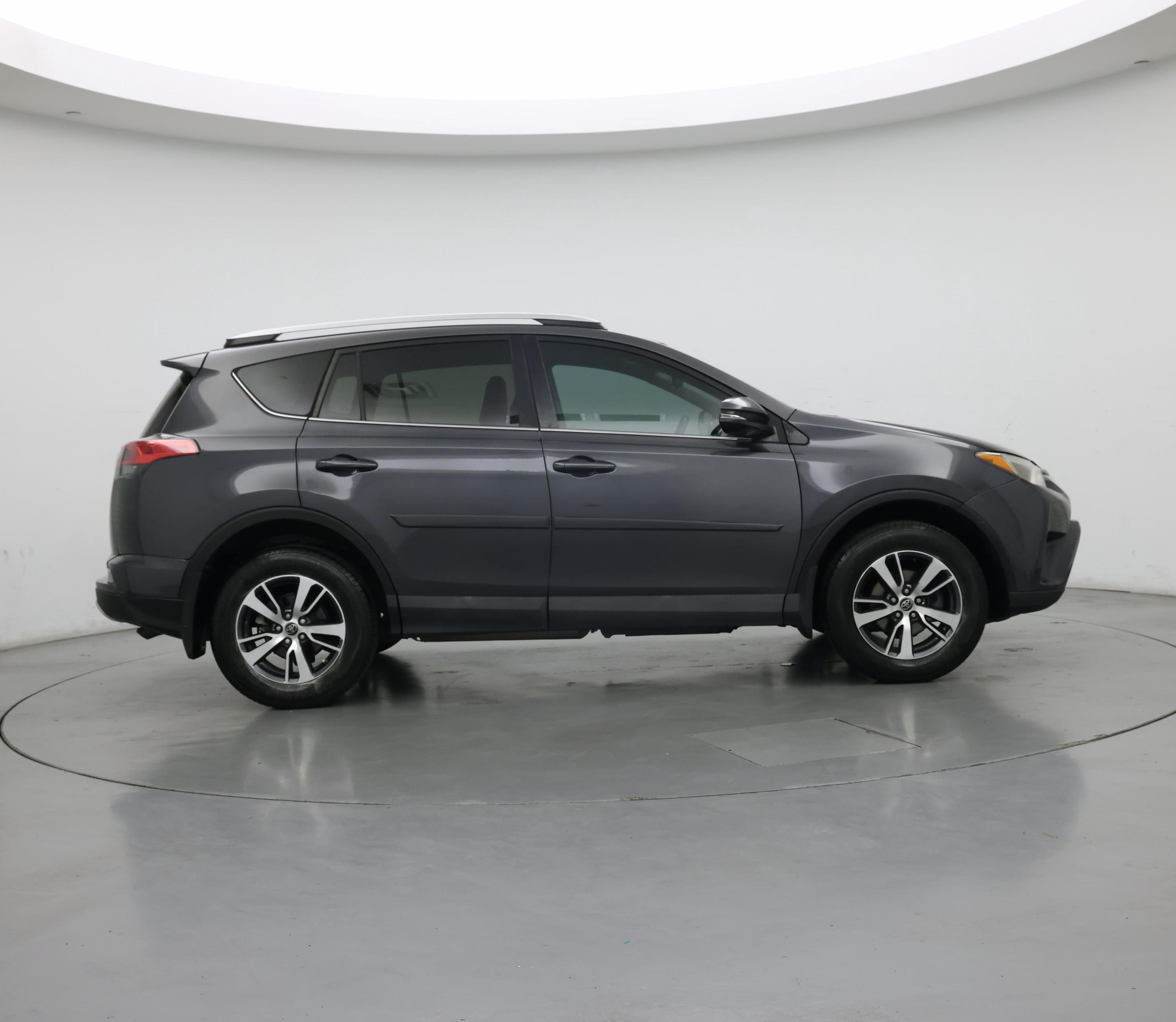 Thumbnail: 2016 Toyota RAV4 - 7
