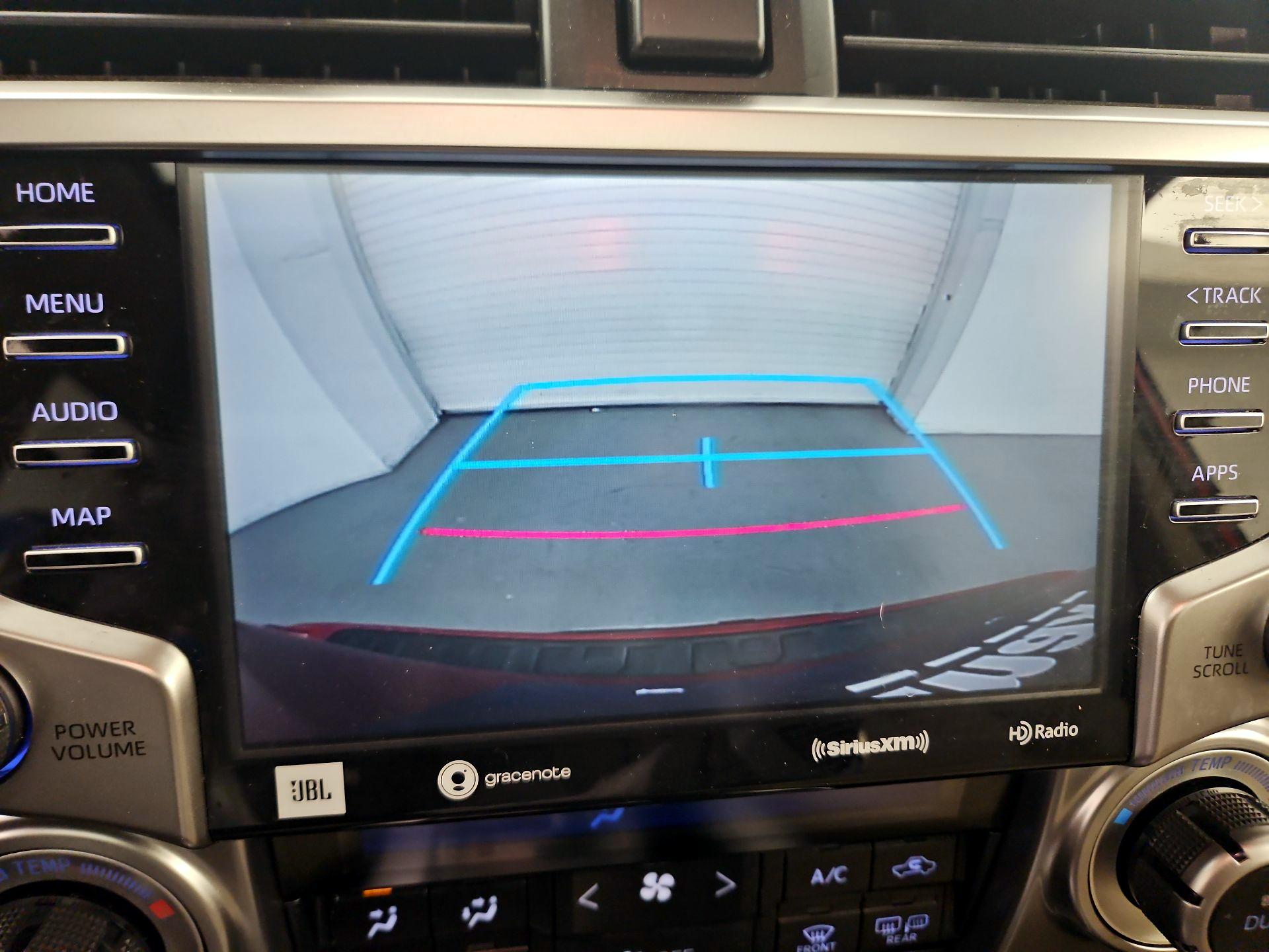 Thumbnail: 2021 Toyota 4Runner - 14