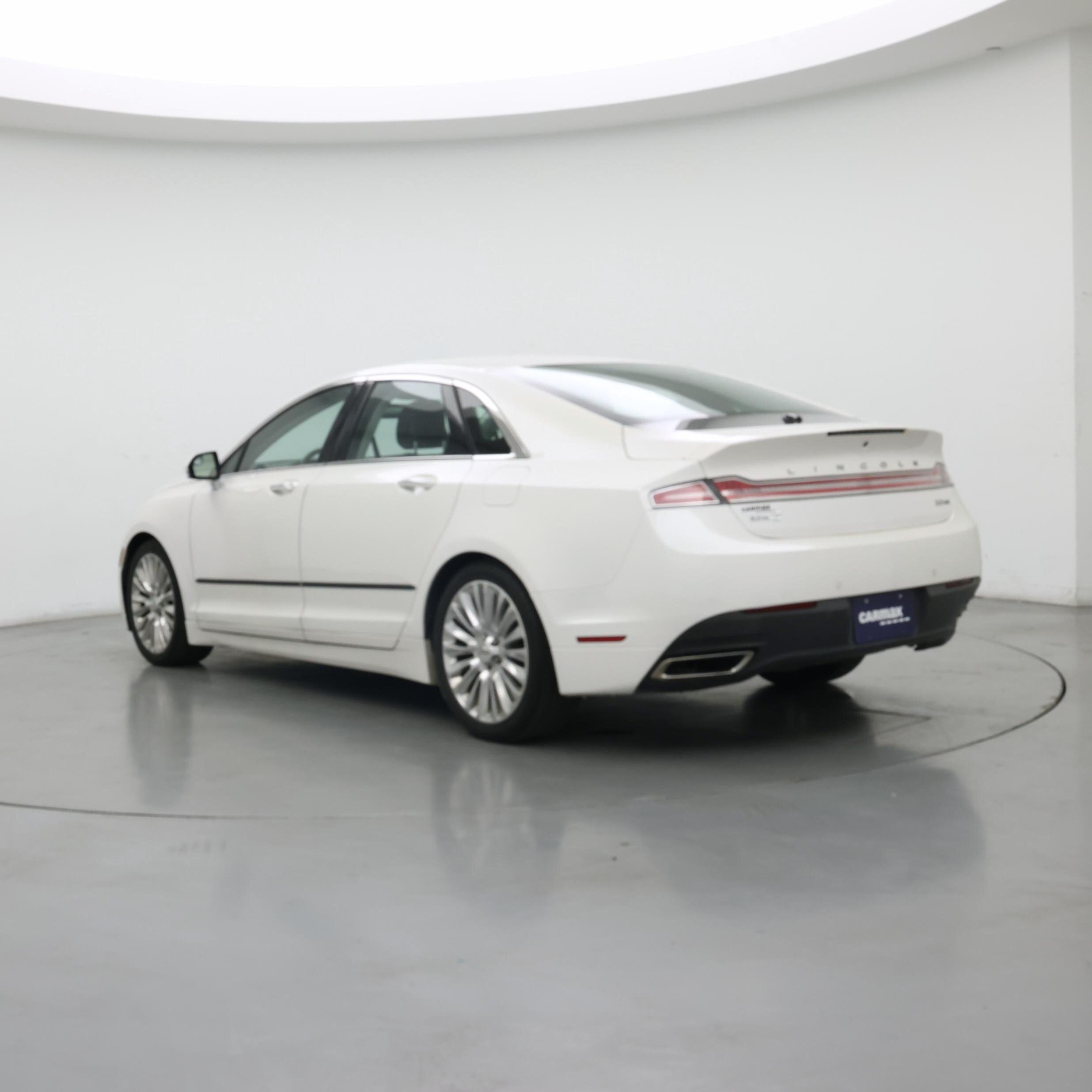 Thumbnail: 2016 Lincoln MKZ - 2