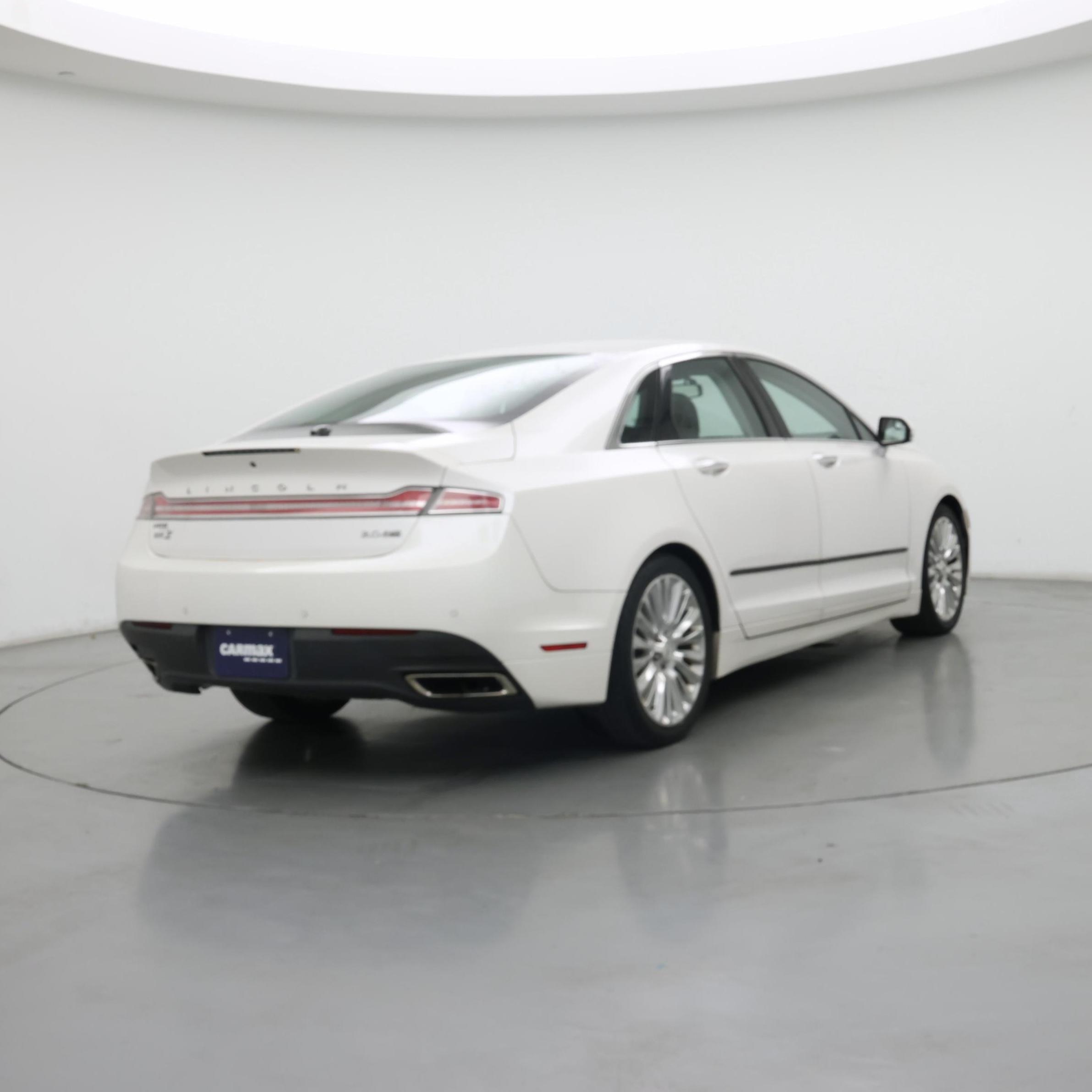 Thumbnail: 2016 Lincoln MKZ - 8