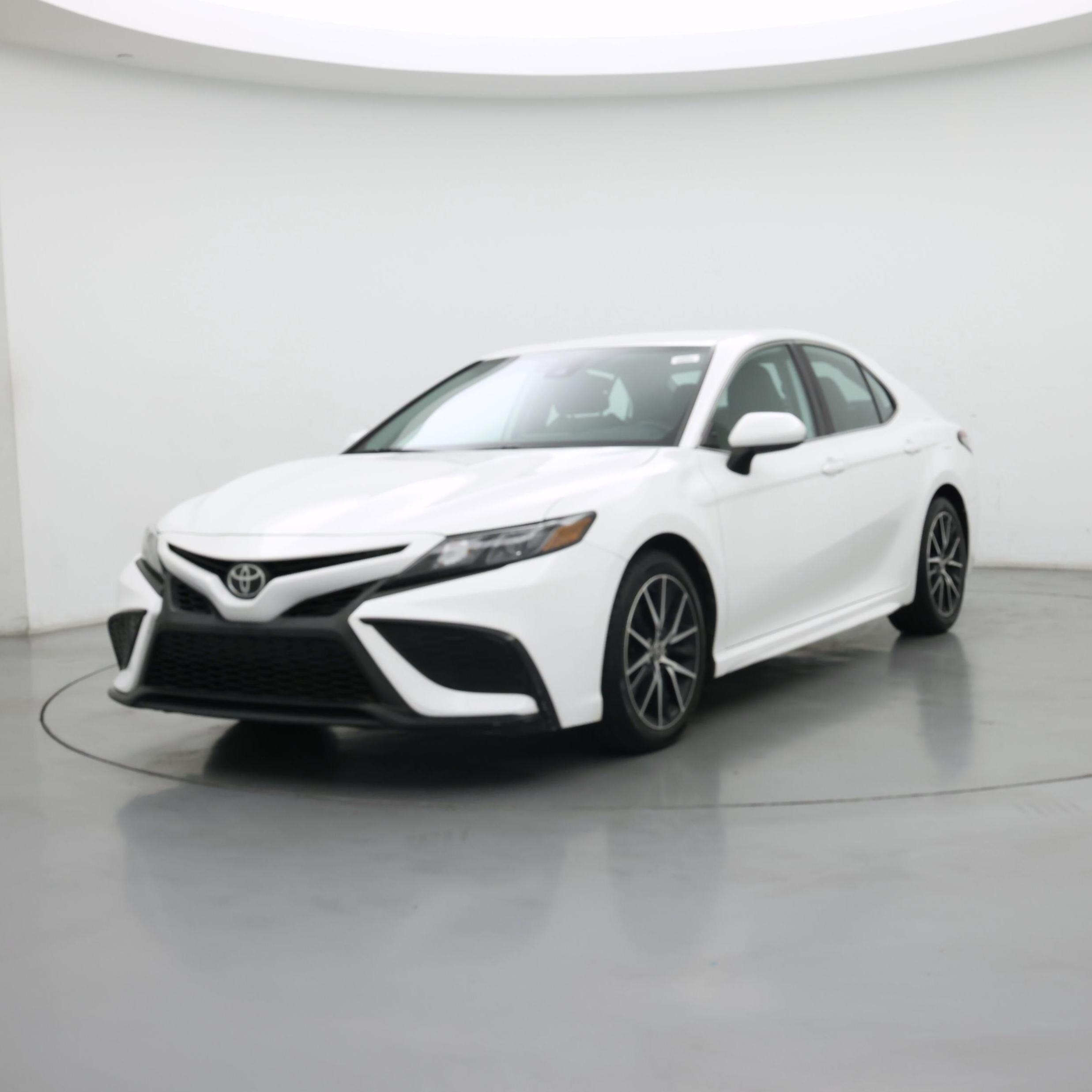 Thumbnail: 2021 Toyota Camry - 4