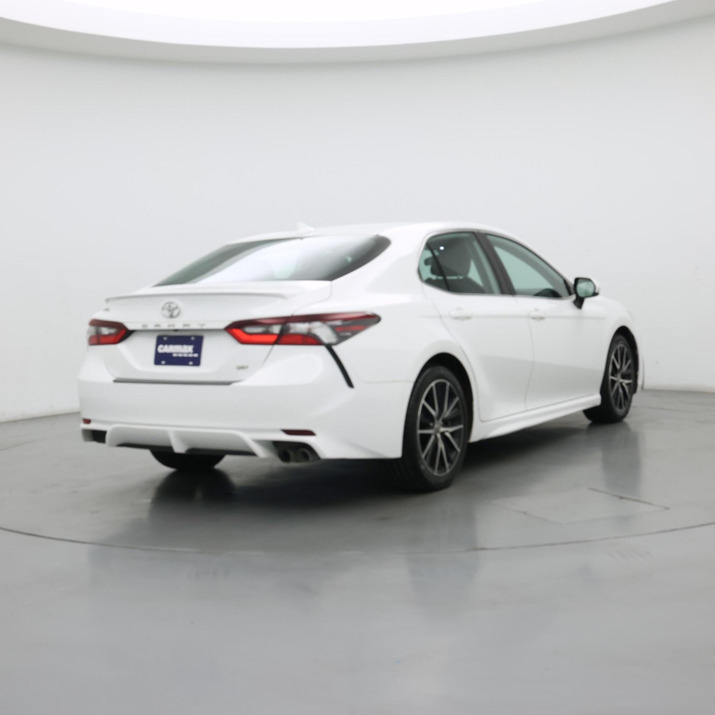 Thumbnail: 2021 Toyota Camry - 8