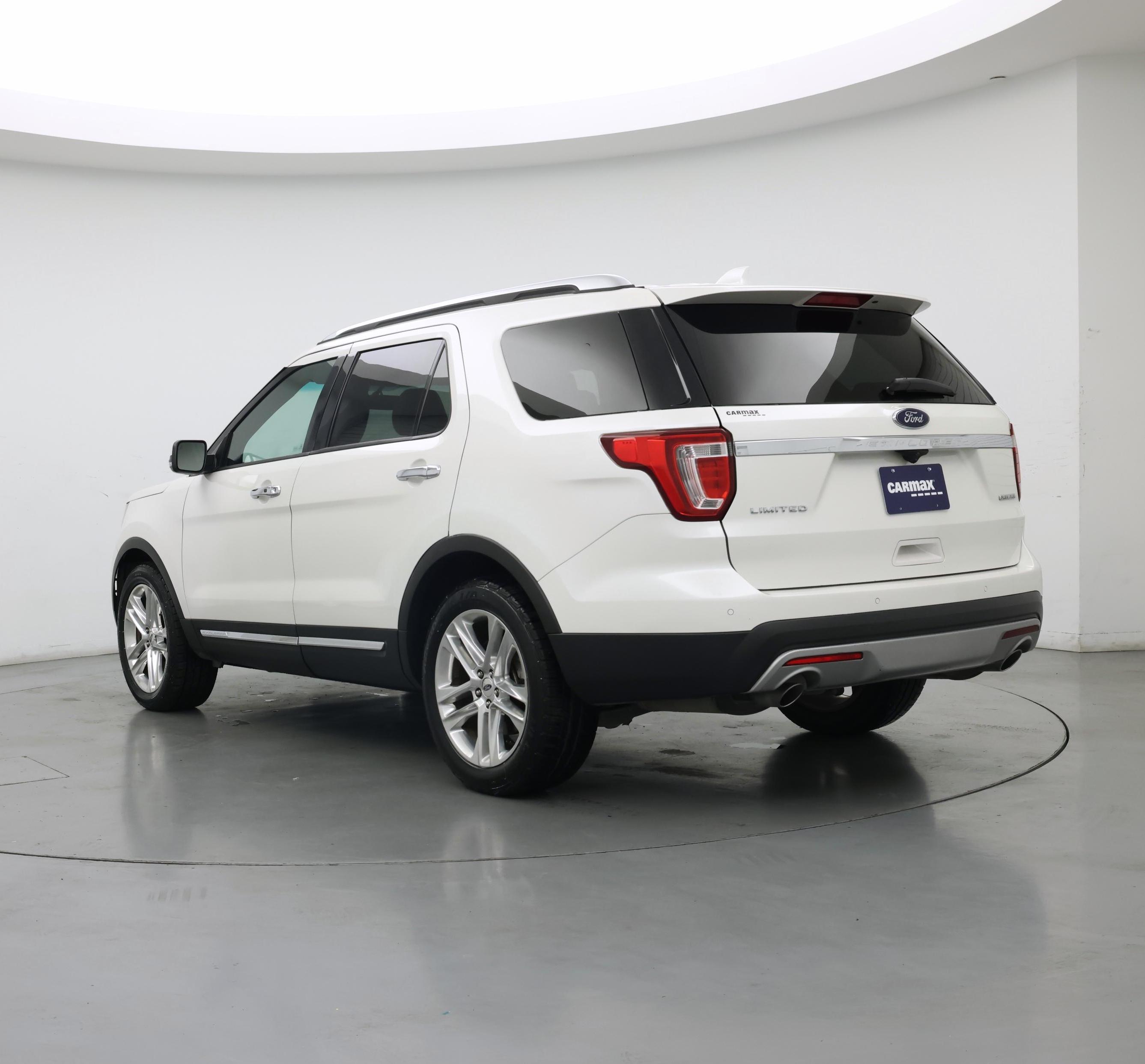 Thumbnail: 2016 Ford Explorer - 2