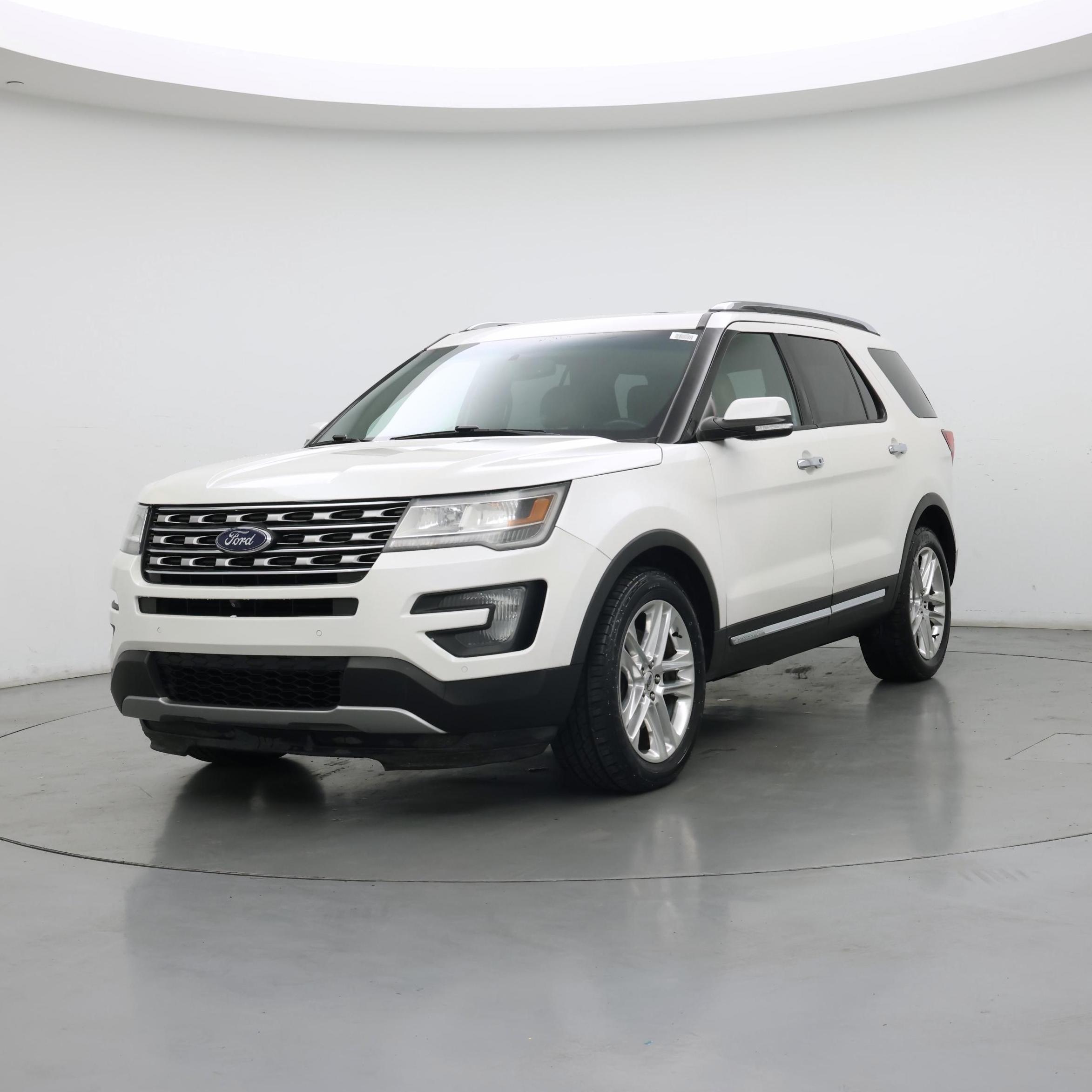 Thumbnail: 2016 Ford Explorer - 4