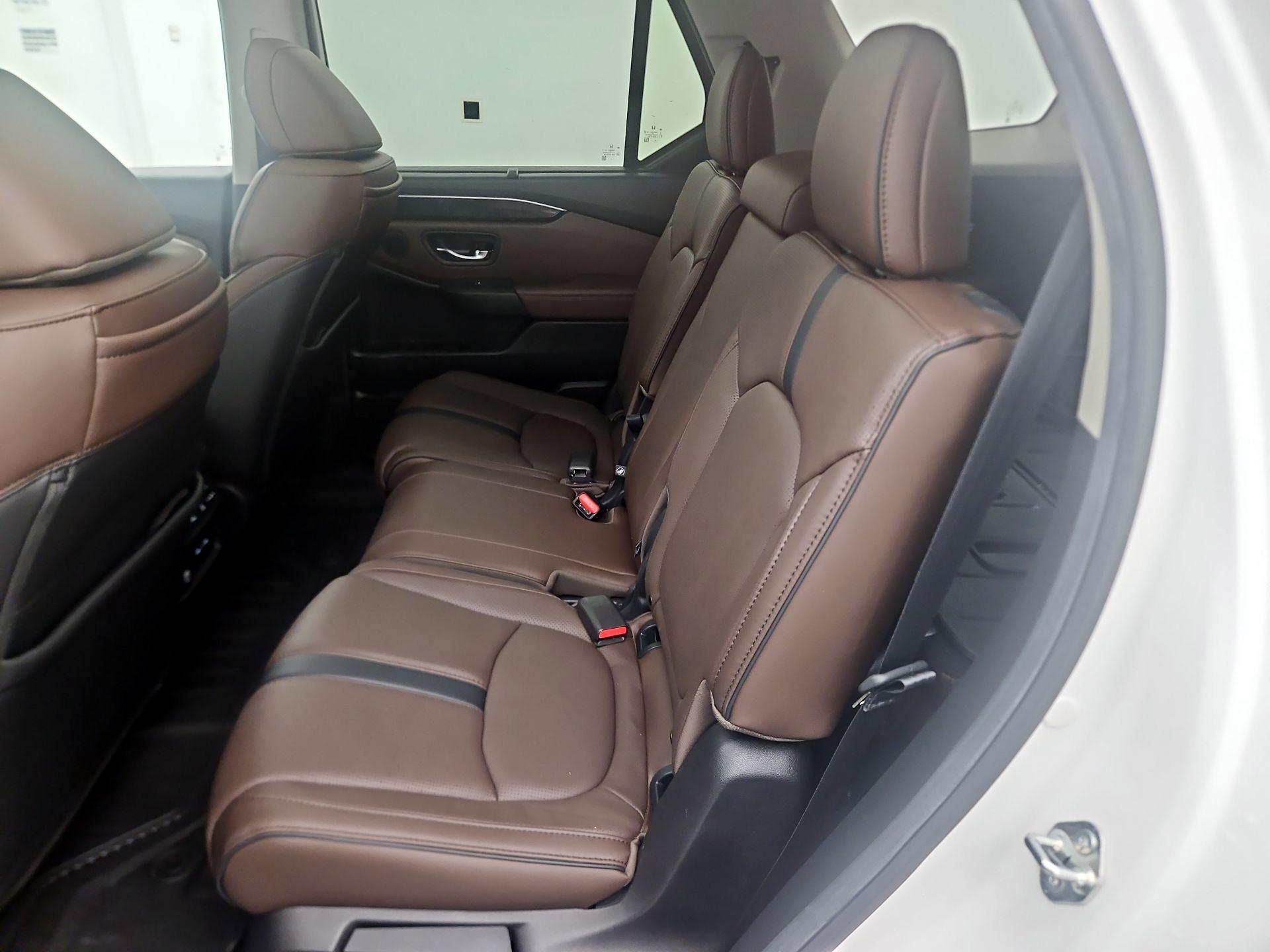 Thumbnail: 2025 Honda Pilot - 20