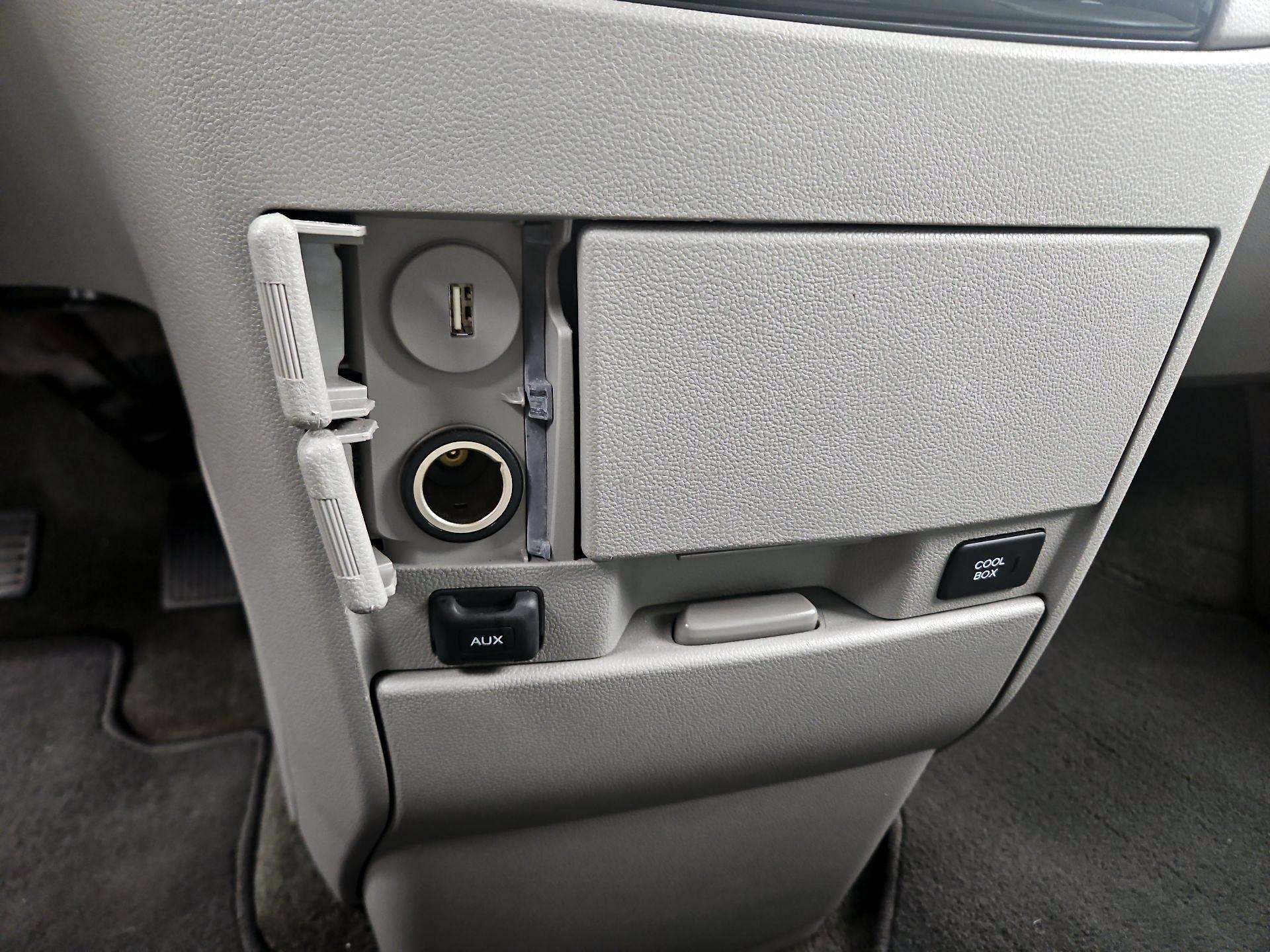 Thumbnail: 2015 Honda Odyssey - 17