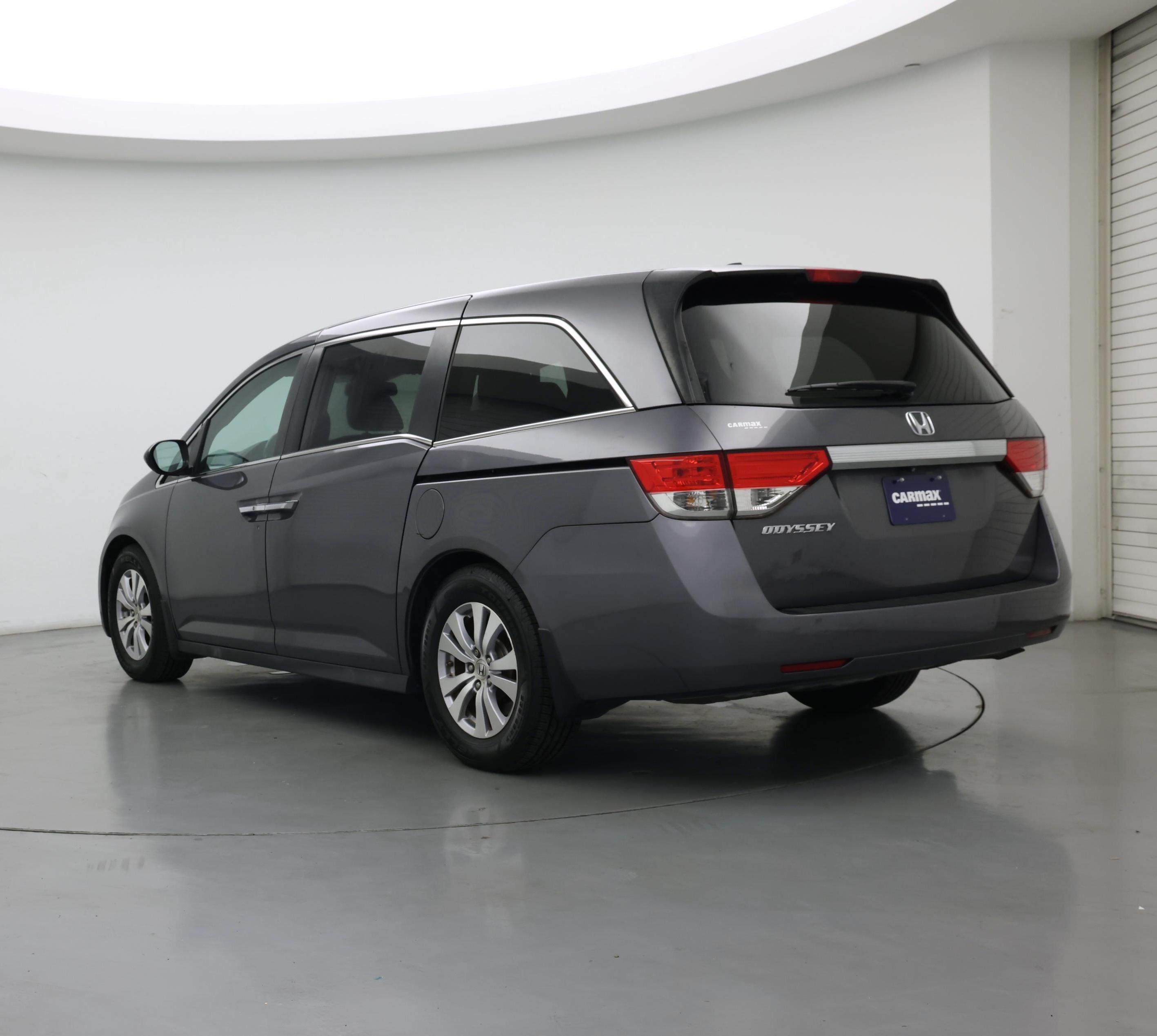 Thumbnail: 2015 Honda Odyssey - 2