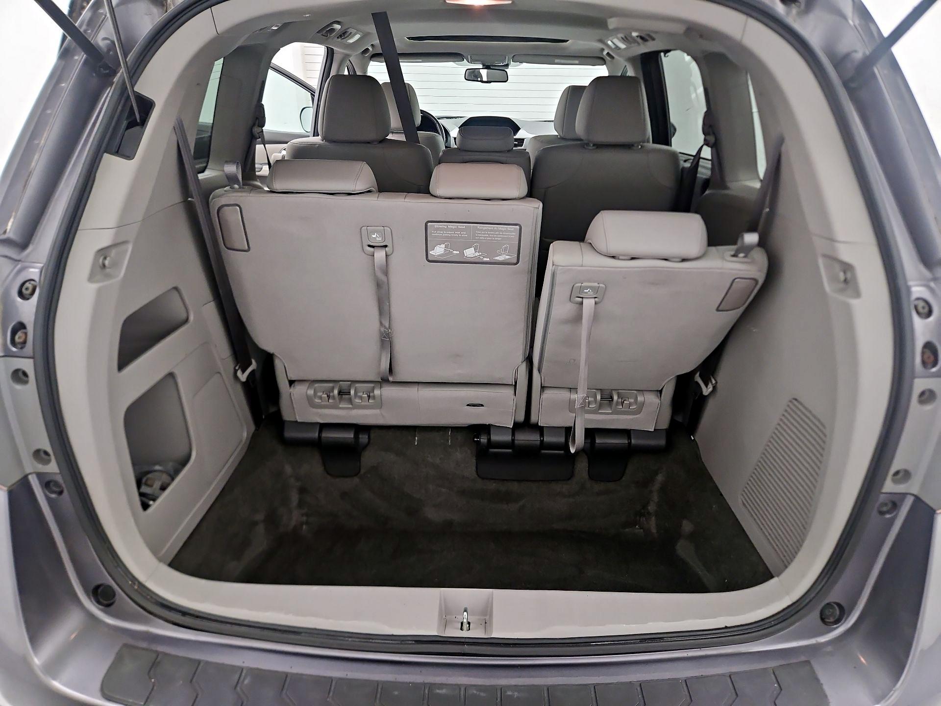 Thumbnail: 2015 Honda Odyssey - 20
