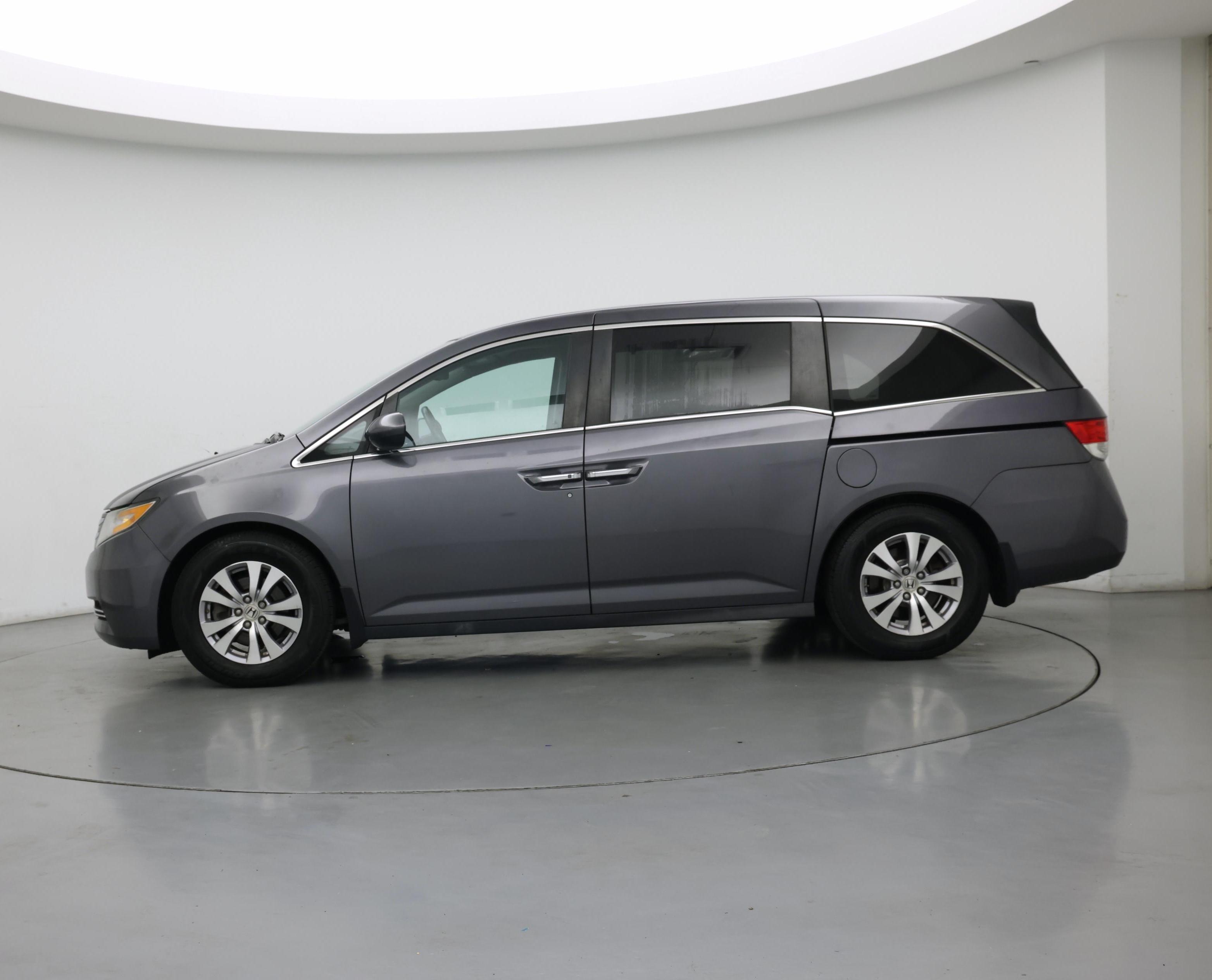 Thumbnail: 2015 Honda Odyssey - 3