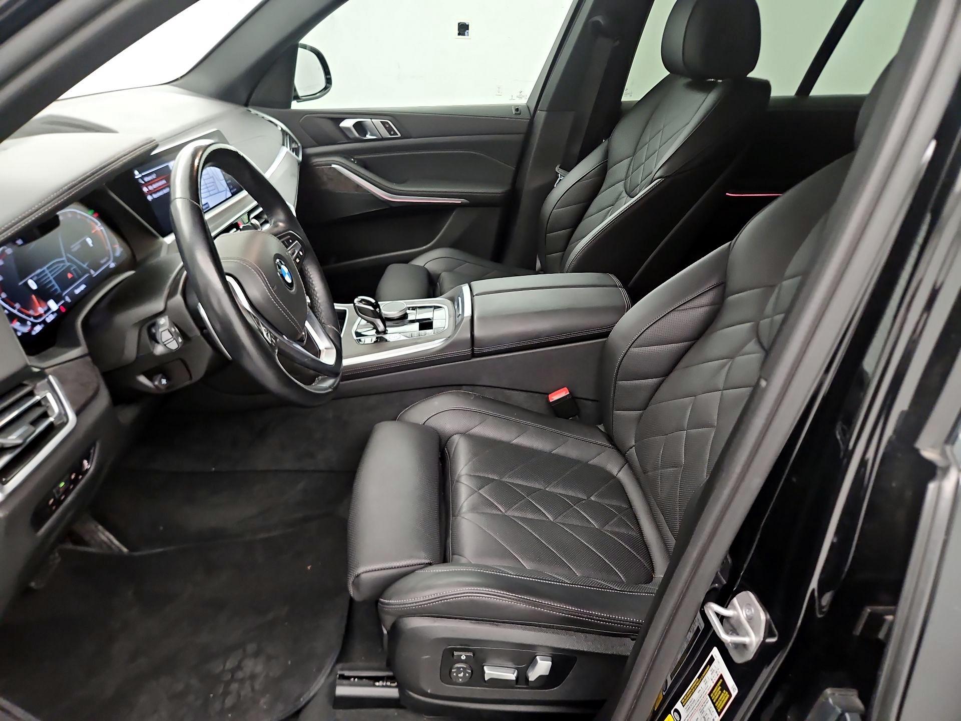 Thumbnail: 2023 BMW X5 - 11