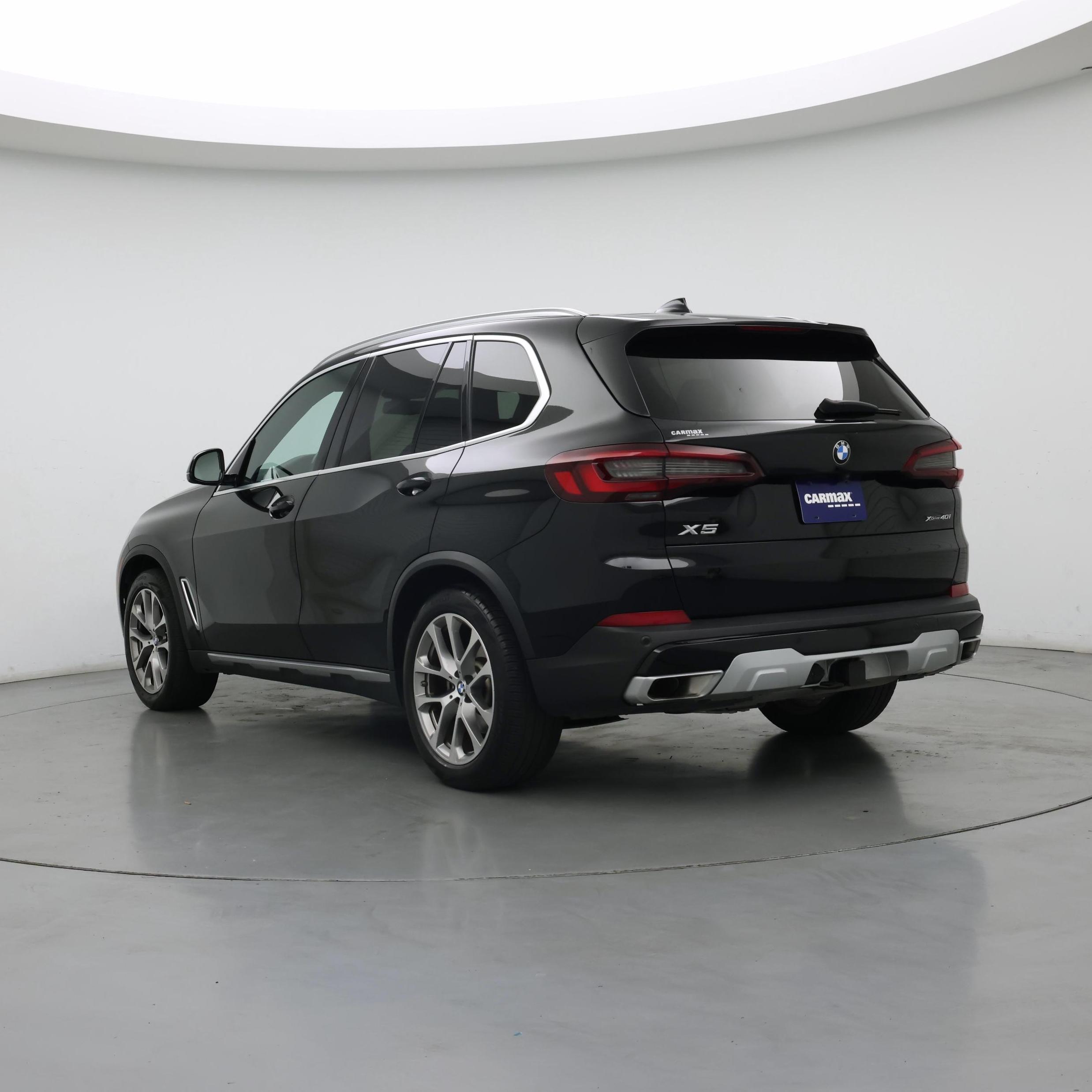 Thumbnail: 2023 BMW X5 - 2