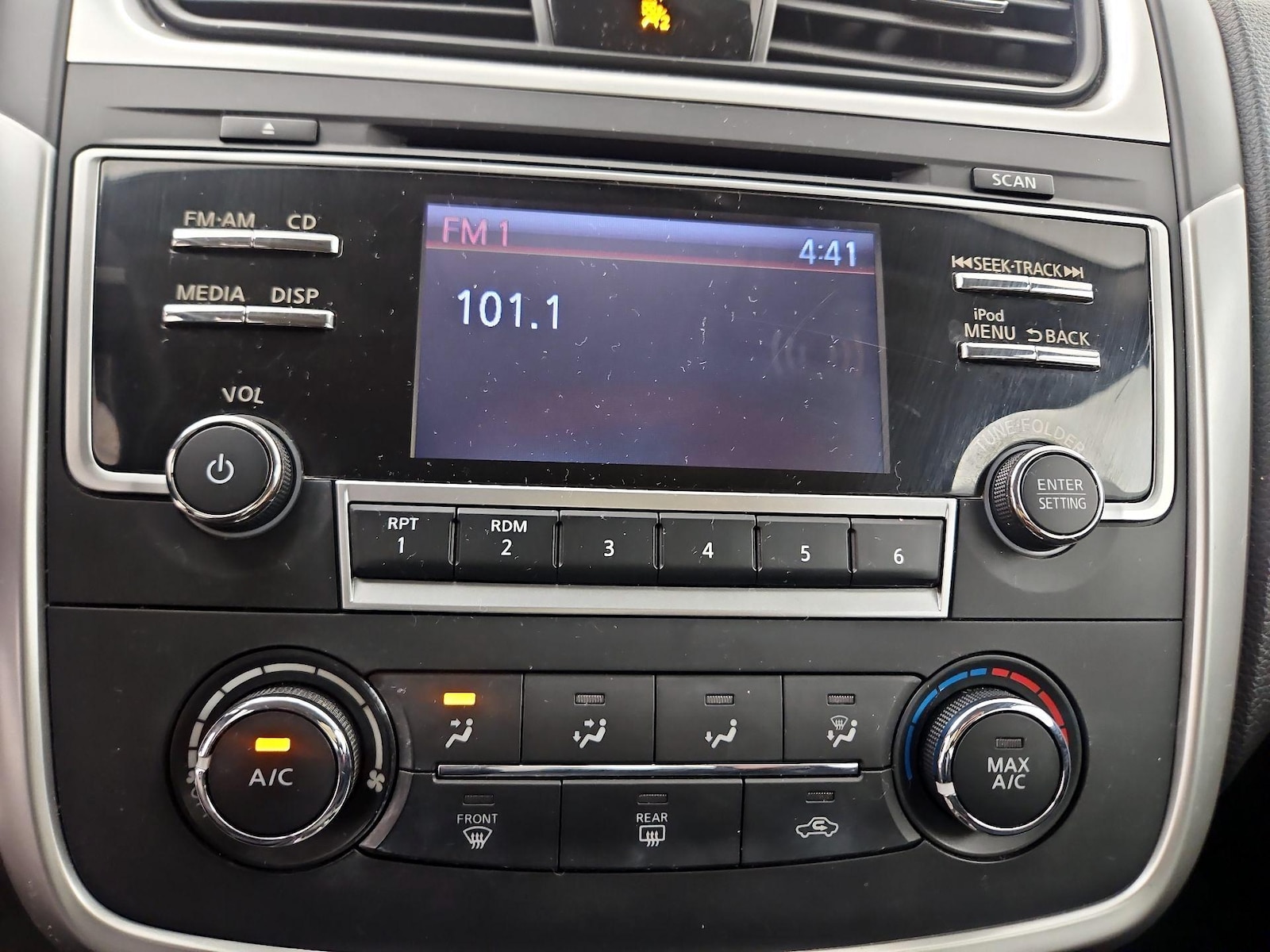 2018 Nissan Altima S - Photo 16