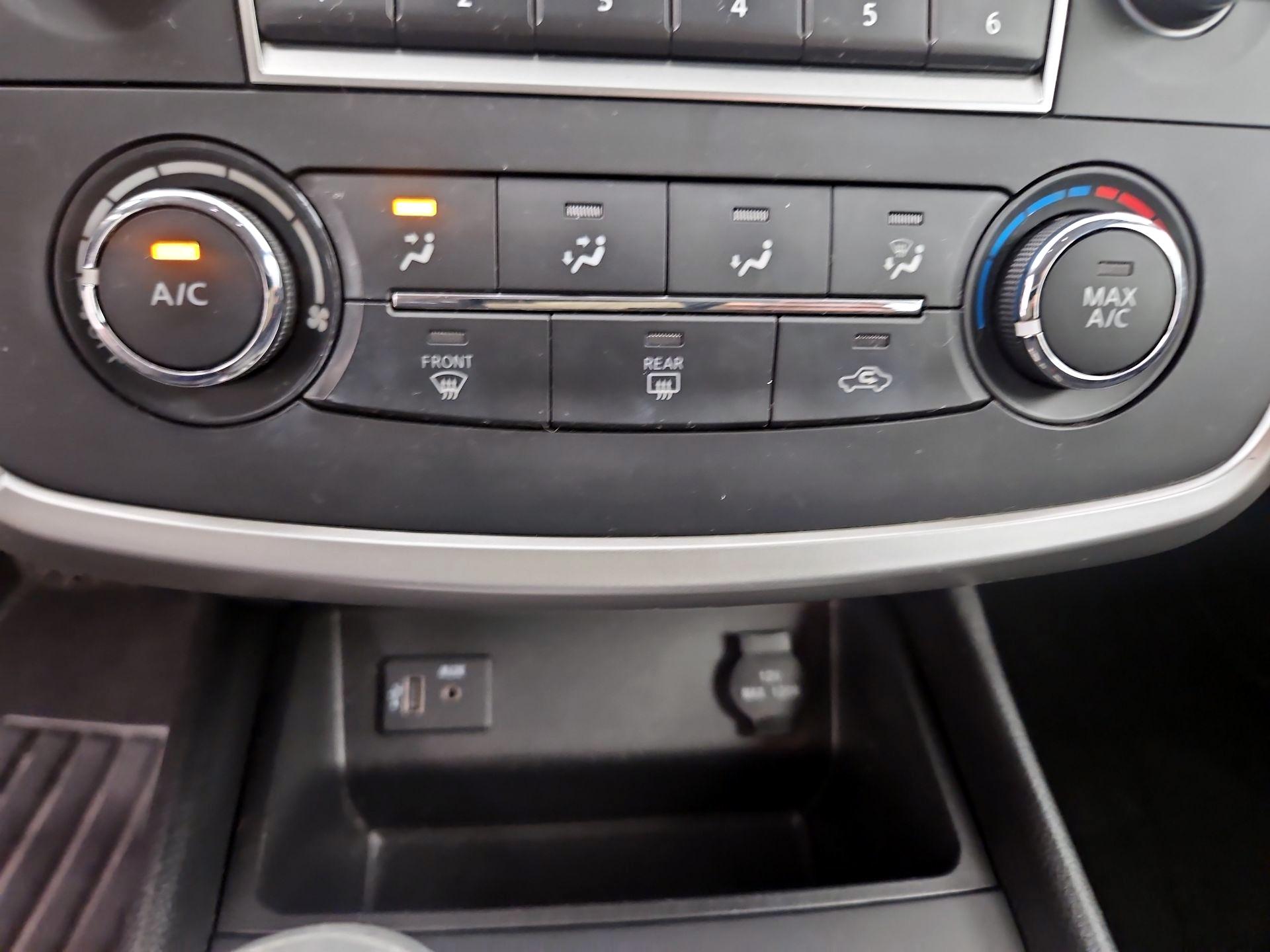 Thumbnail: 2018 Nissan Altima - 16