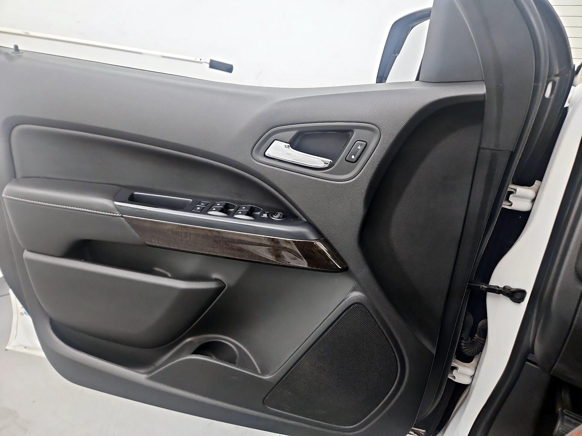 Thumbnail: 2016 GMC Canyon - 12