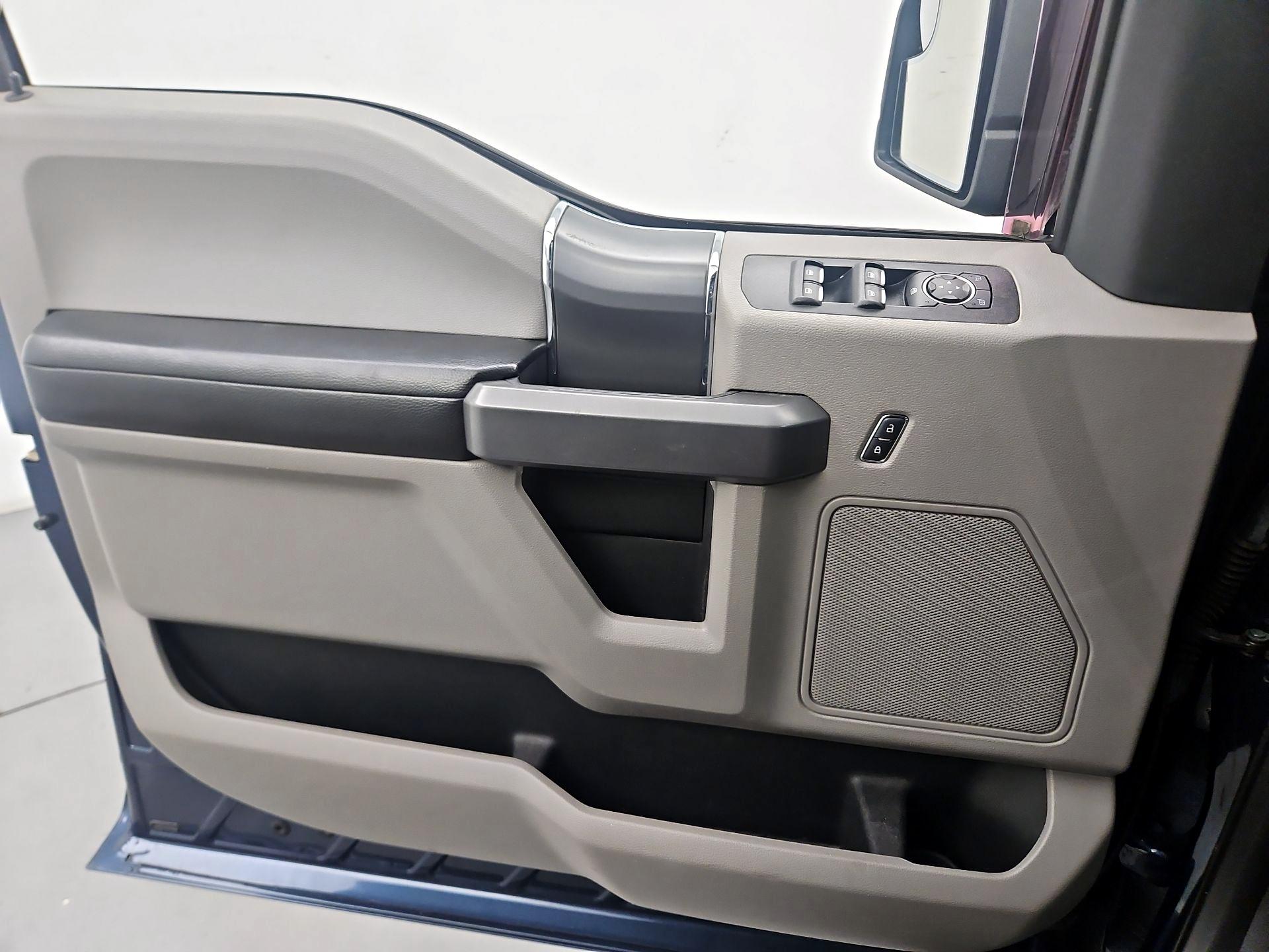 Thumbnail: 2017 Ford F-150 - 12