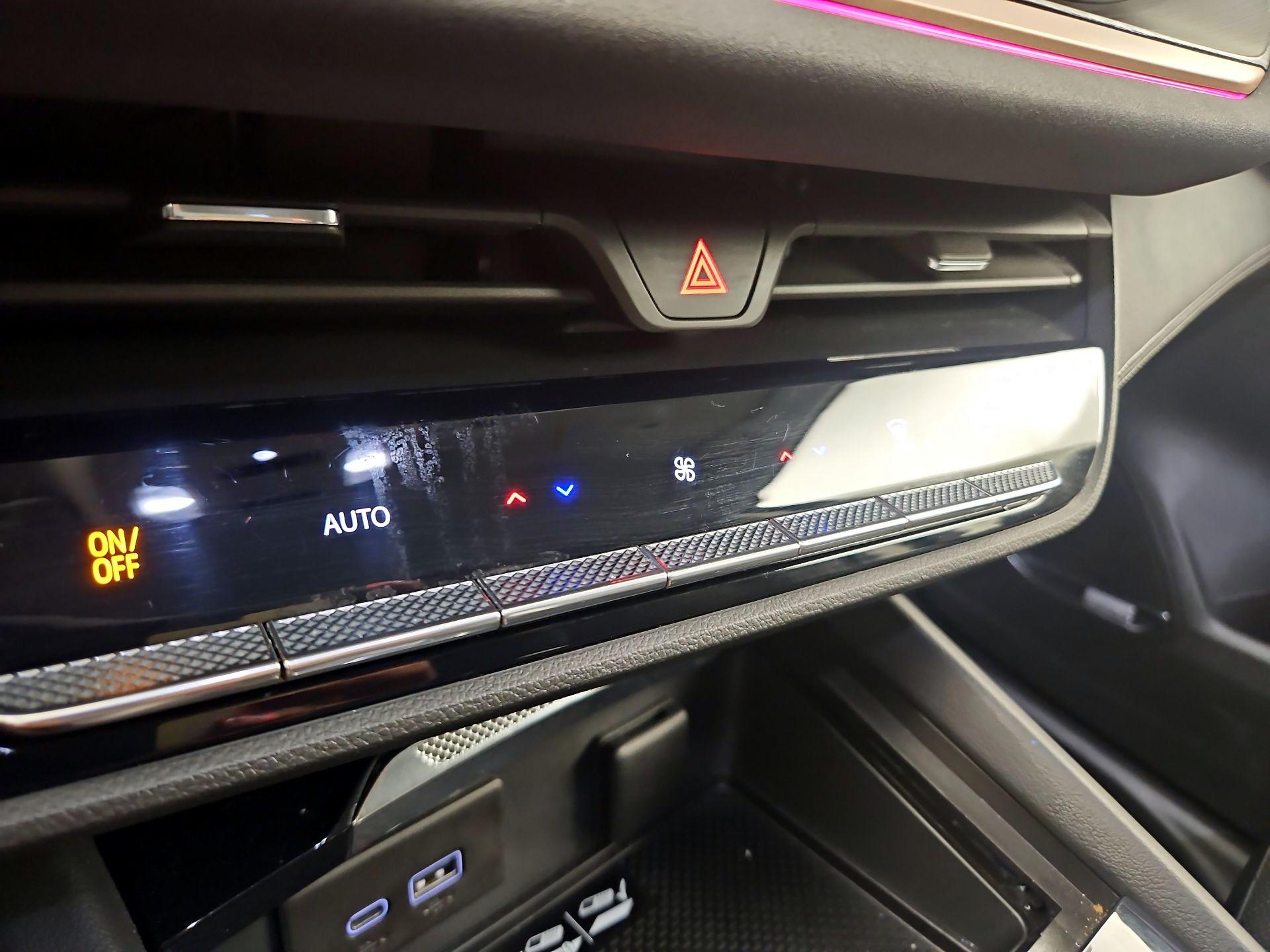 Thumbnail: 2025 Buick Envision - 15